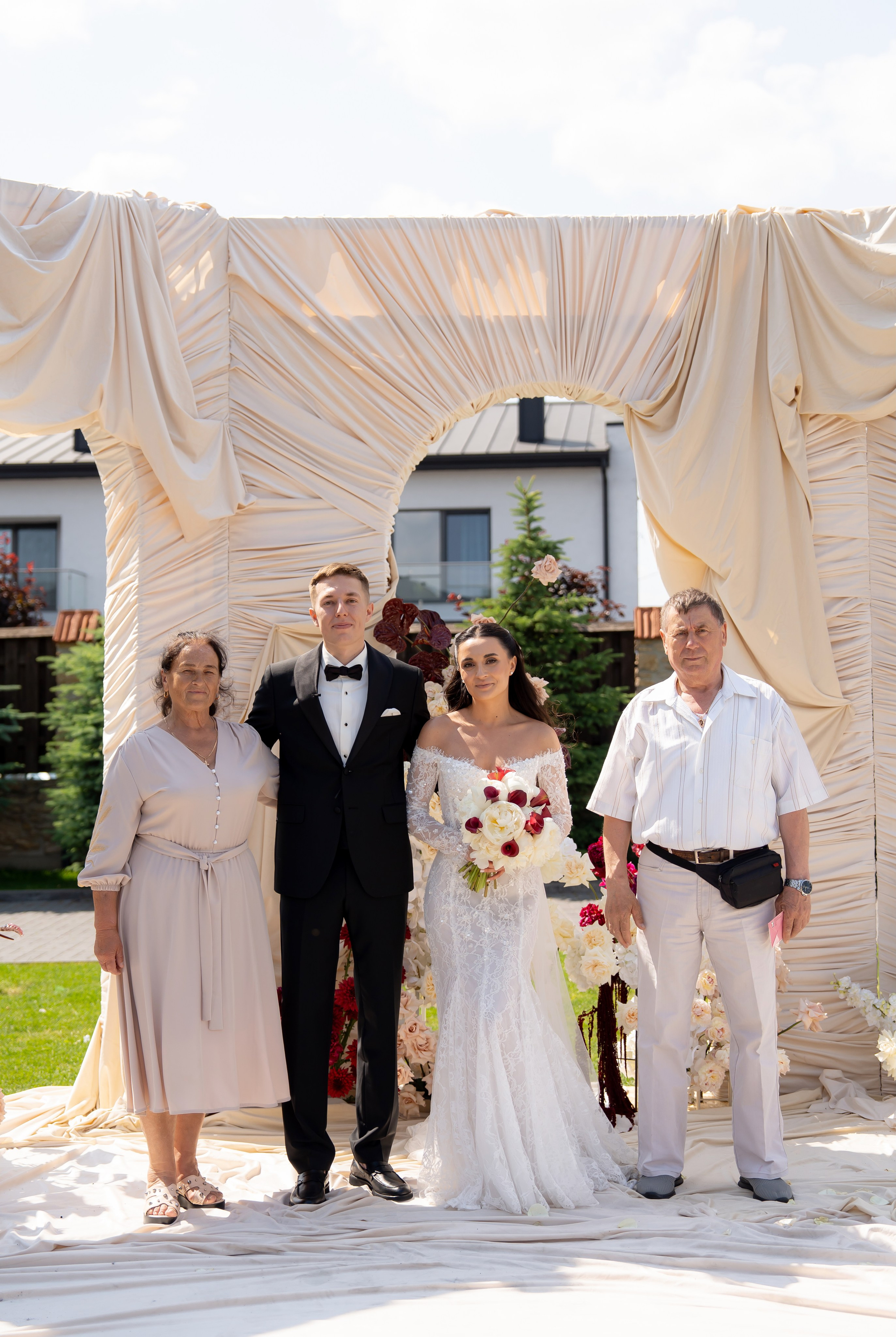 Ірина & Назар. Весільний фотограф Львів Софія Крайник