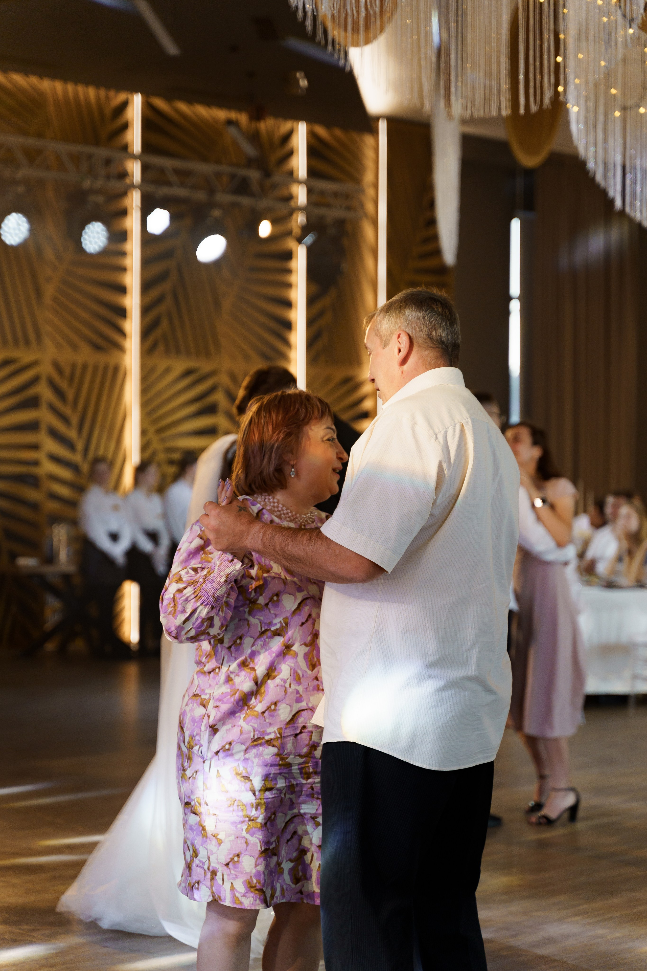 Віталій & Ліліана. Весільний фотограф Львів Софія Крайник