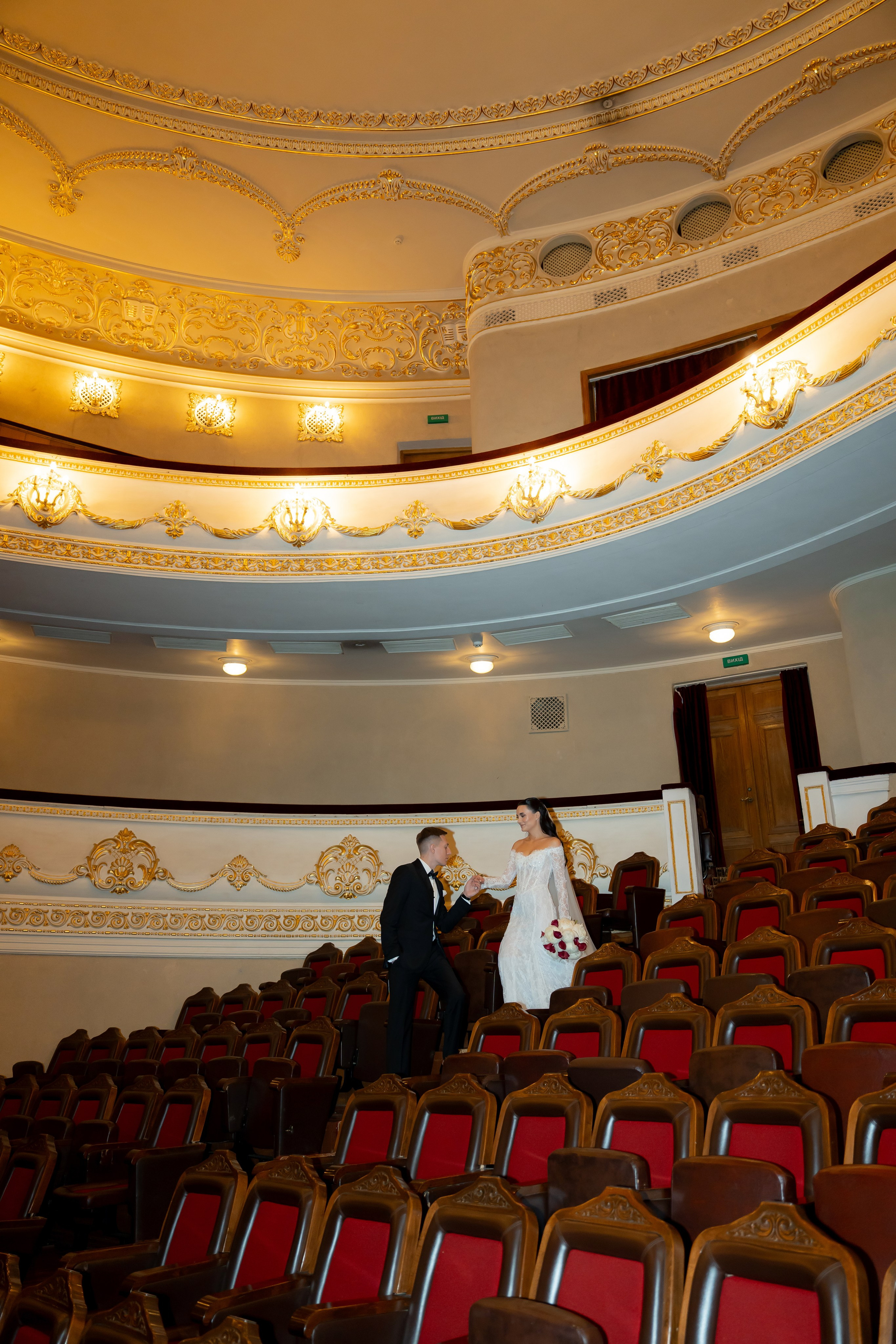 Ірина & Назар. Весільний фотограф Львів Софія Крайник