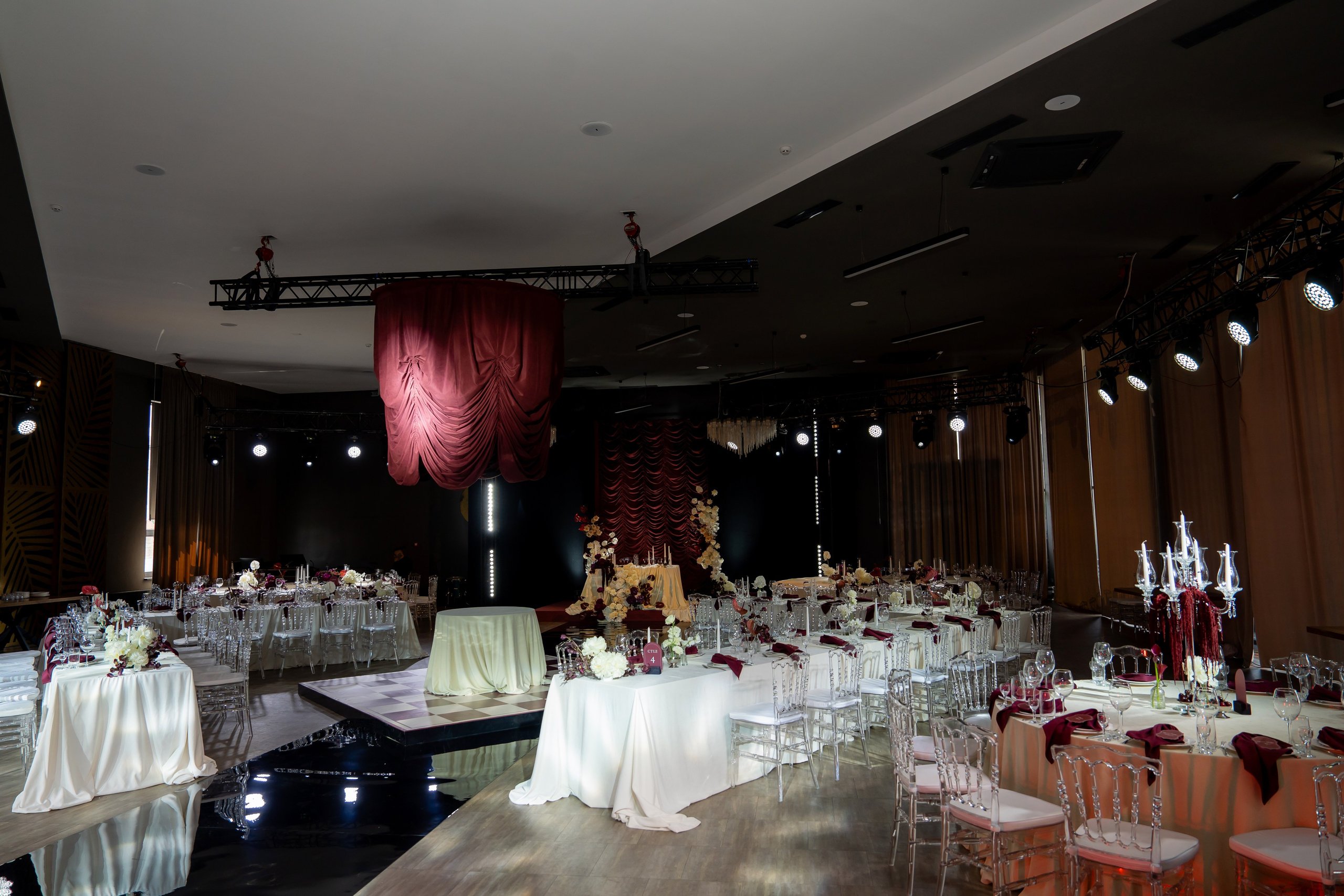 Ірина & Назар. Весільний фотограф Львів Софія Крайник