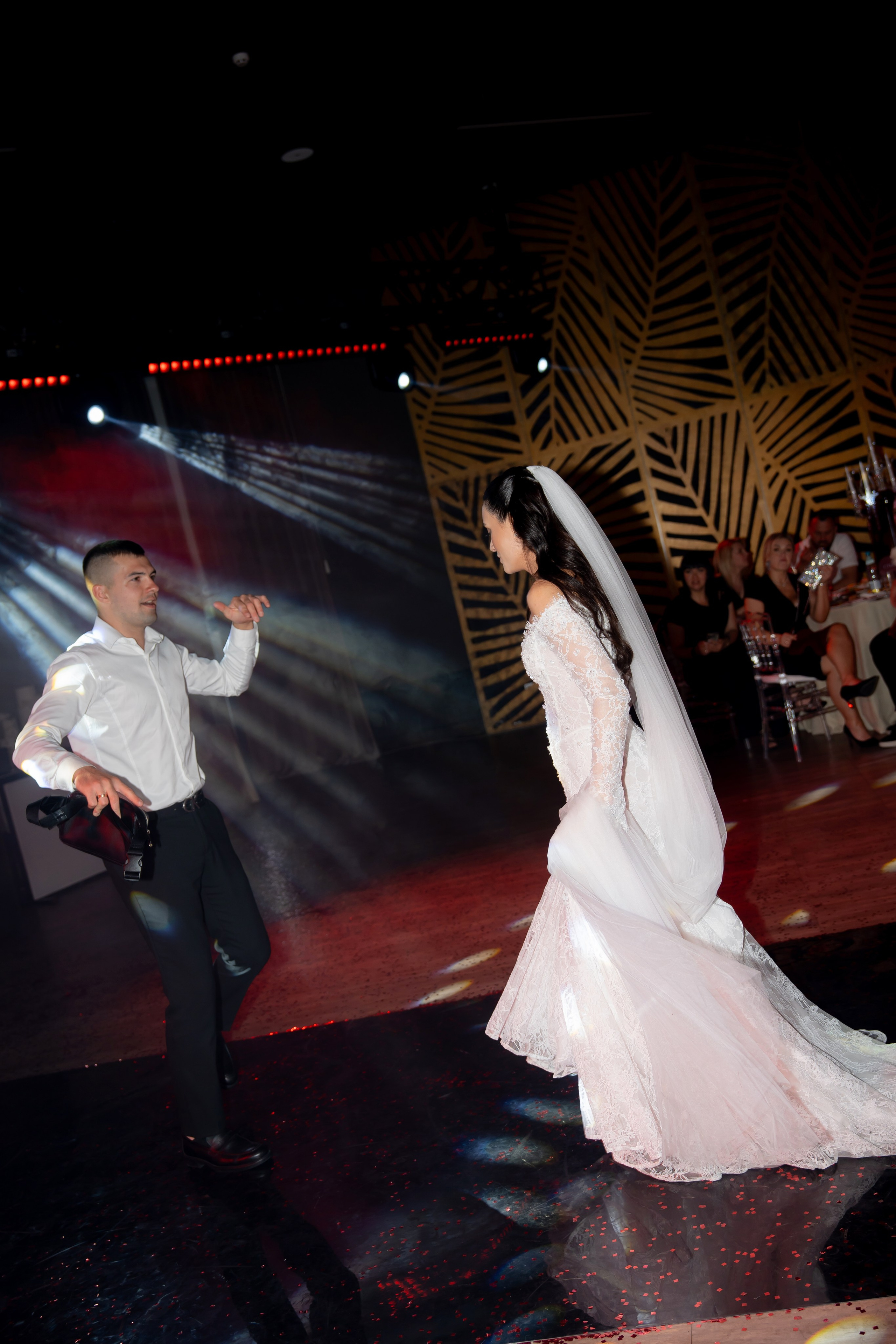 Ірина & Назар. Весільний фотограф Львів Софія Крайник