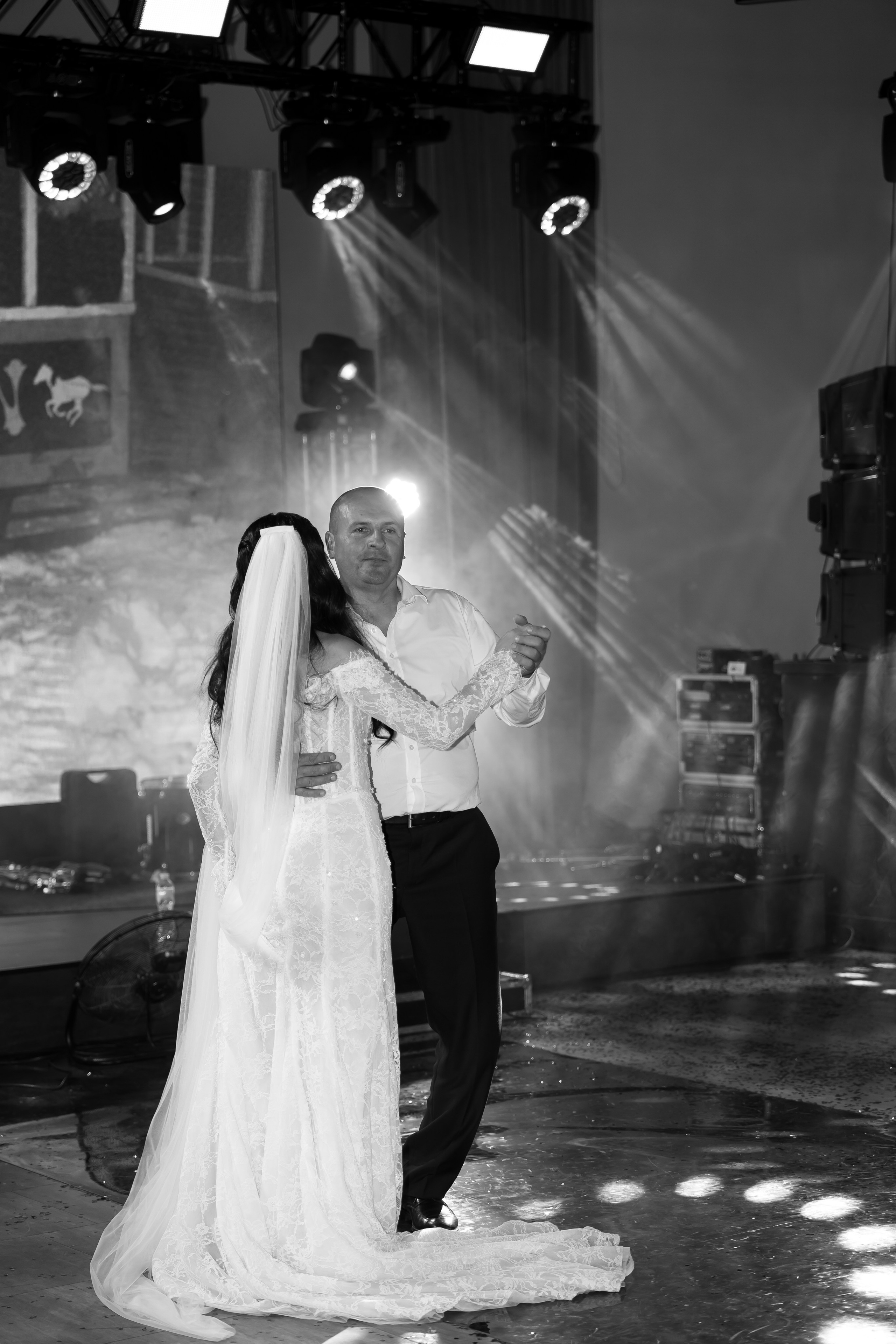 Ірина & Назар. Весільний фотограф Львів Софія Крайник