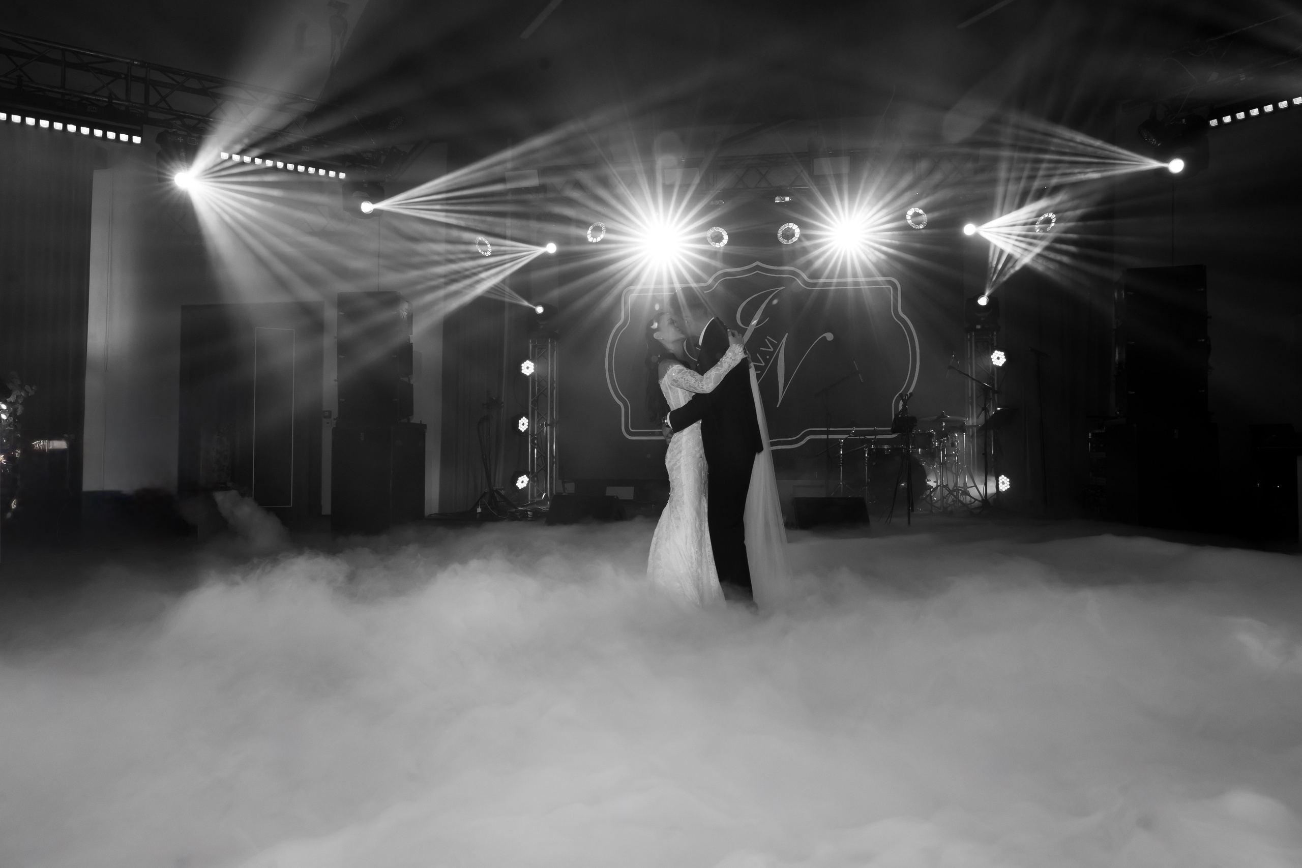 Ірина & Назар. Весільний фотограф Львів Софія Крайник