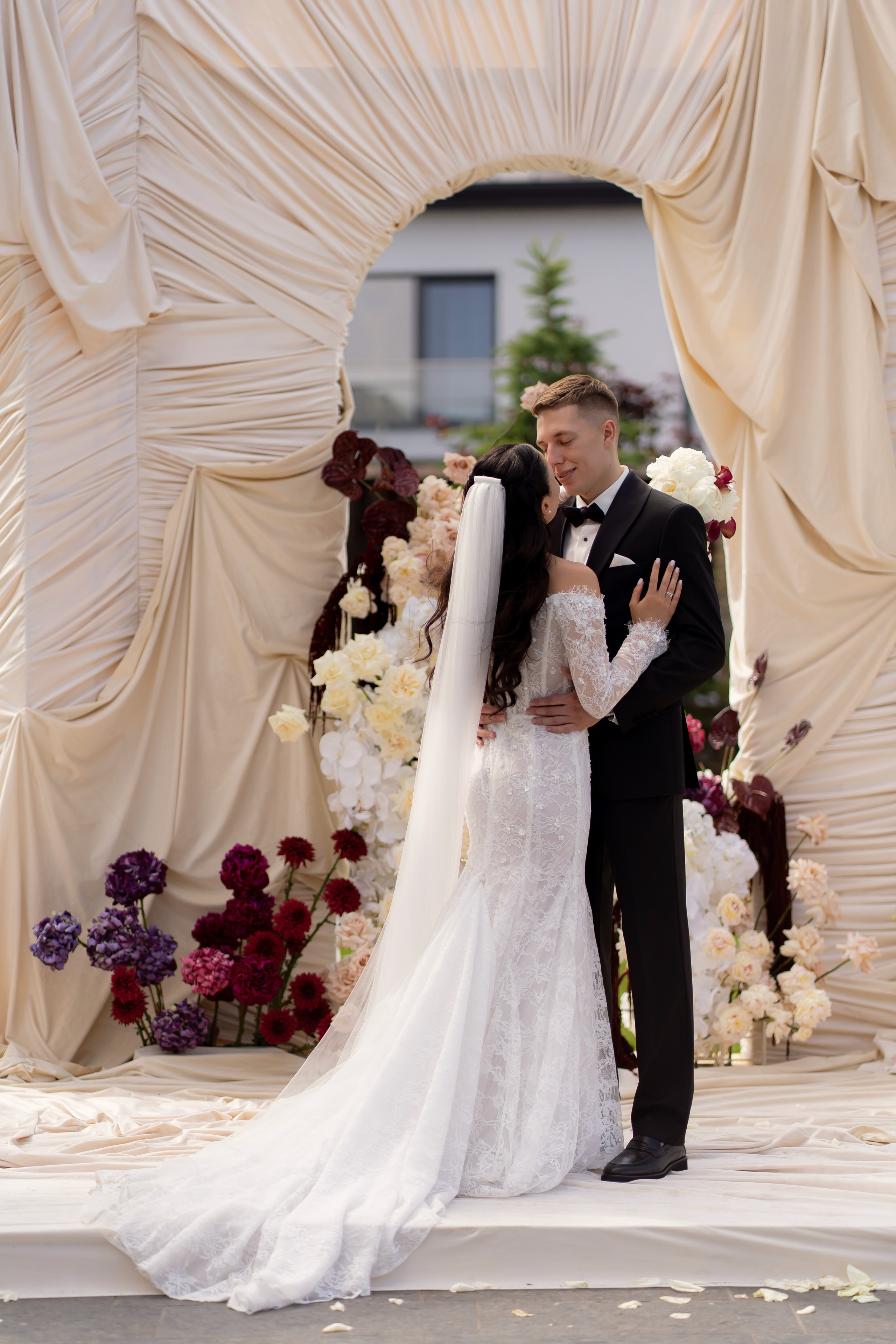 Ірина & Назар. Весільний фотограф Львів Софія Крайник