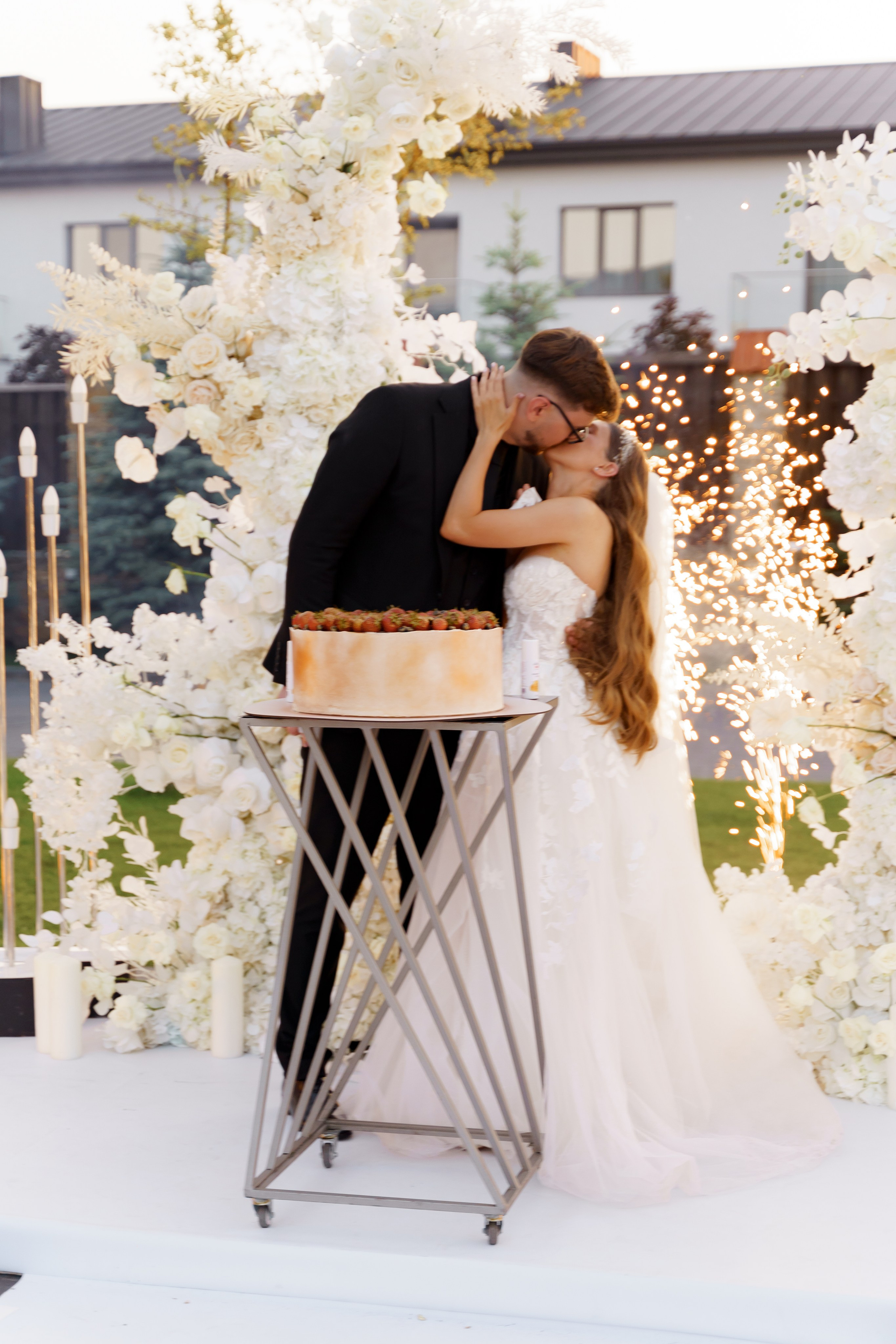 Віталій & Ліліана. Весільний фотограф Львів Софія Крайник