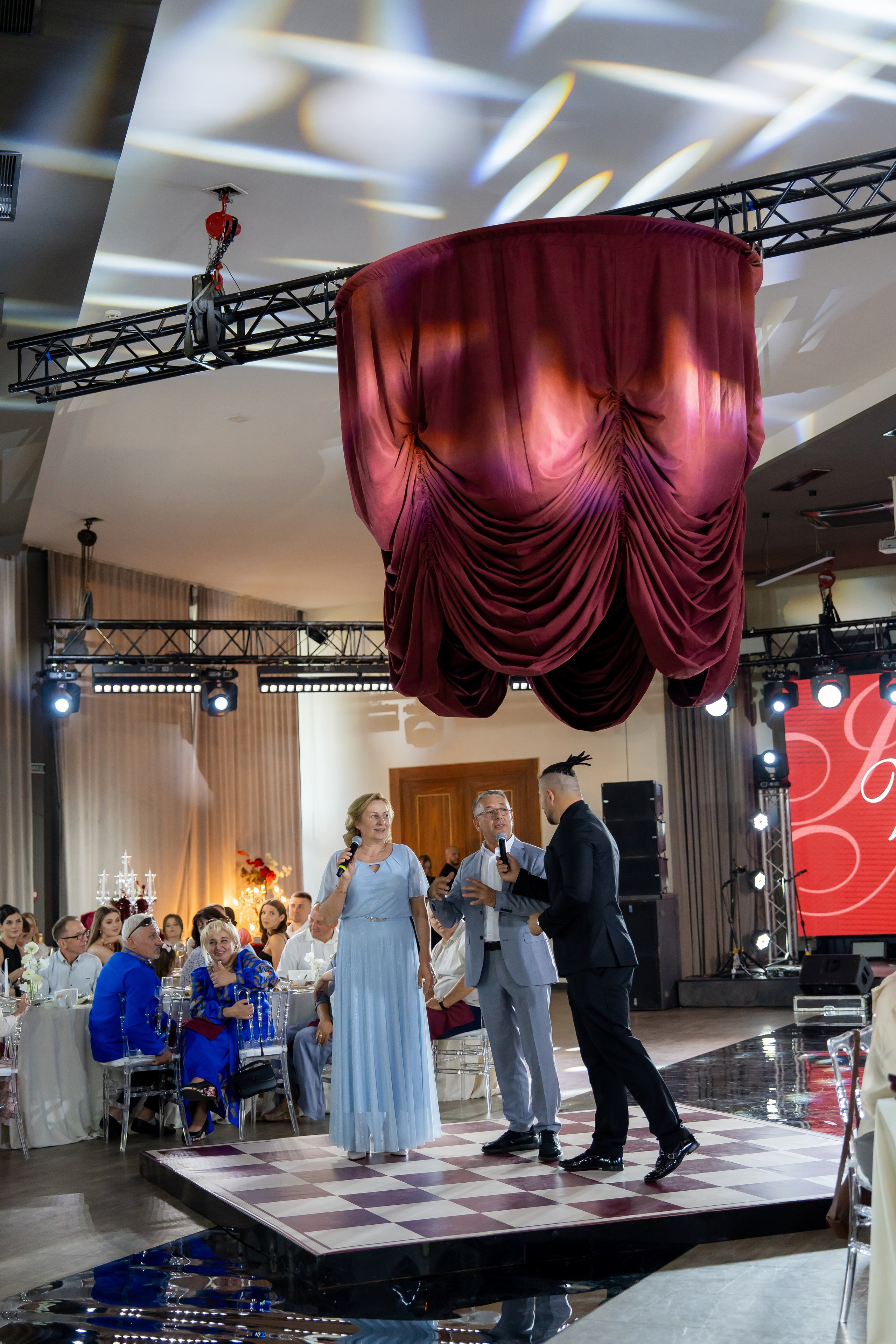 Ірина & Назар. Весільний фотограф Львів Софія Крайник