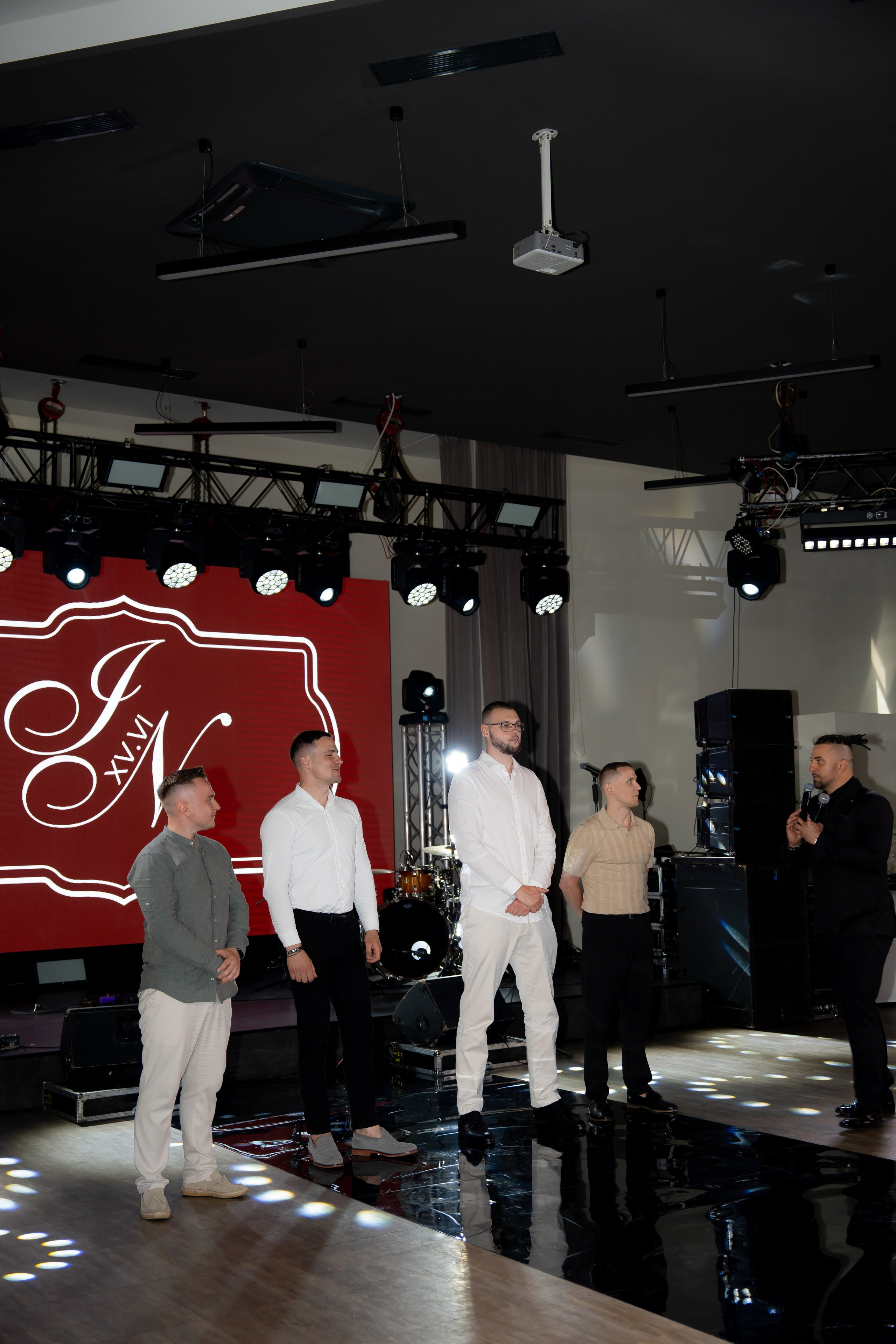 Ірина & Назар. Весільний фотограф Львів Софія Крайник