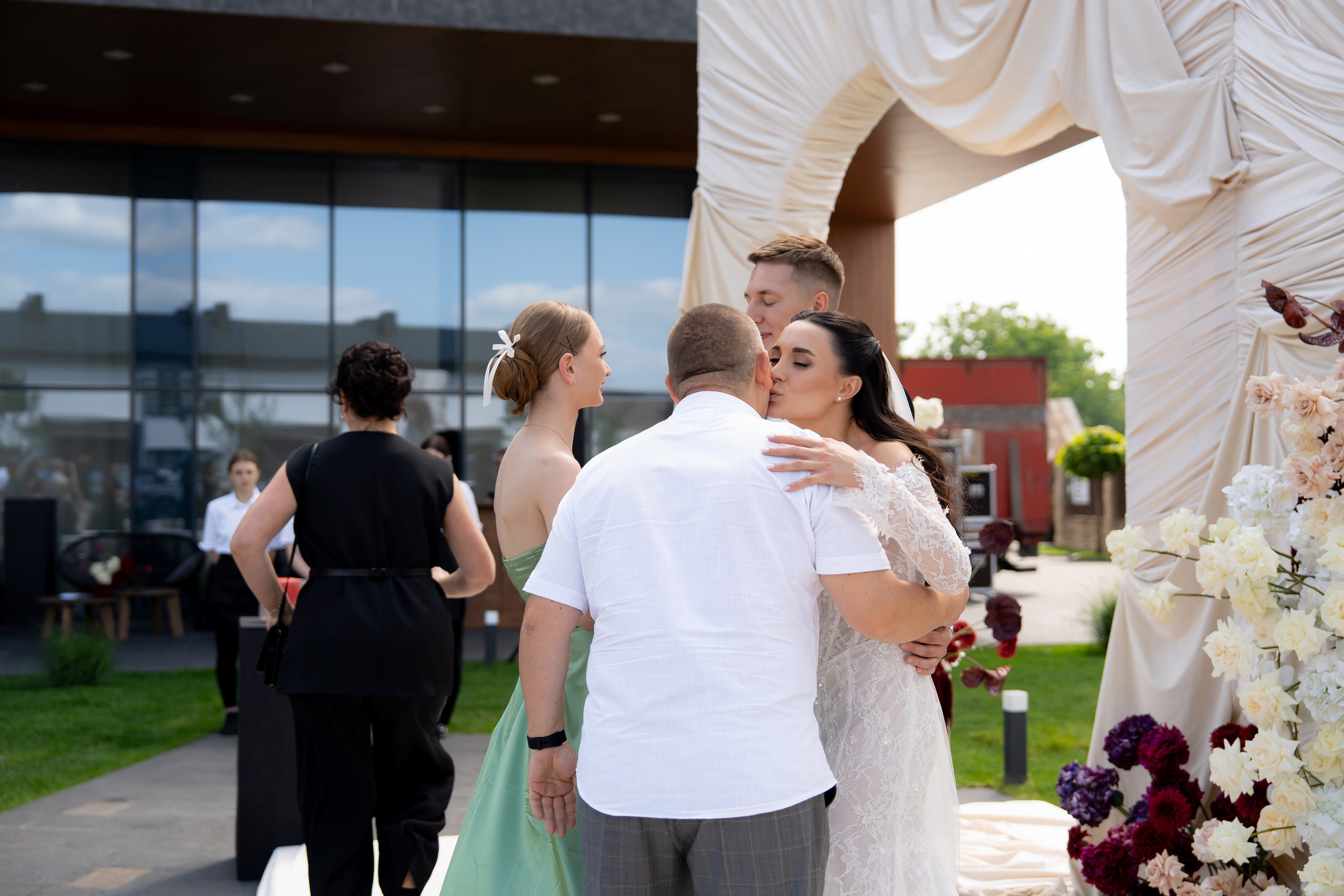 Ірина & Назар. Весільний фотограф Львів Софія Крайник