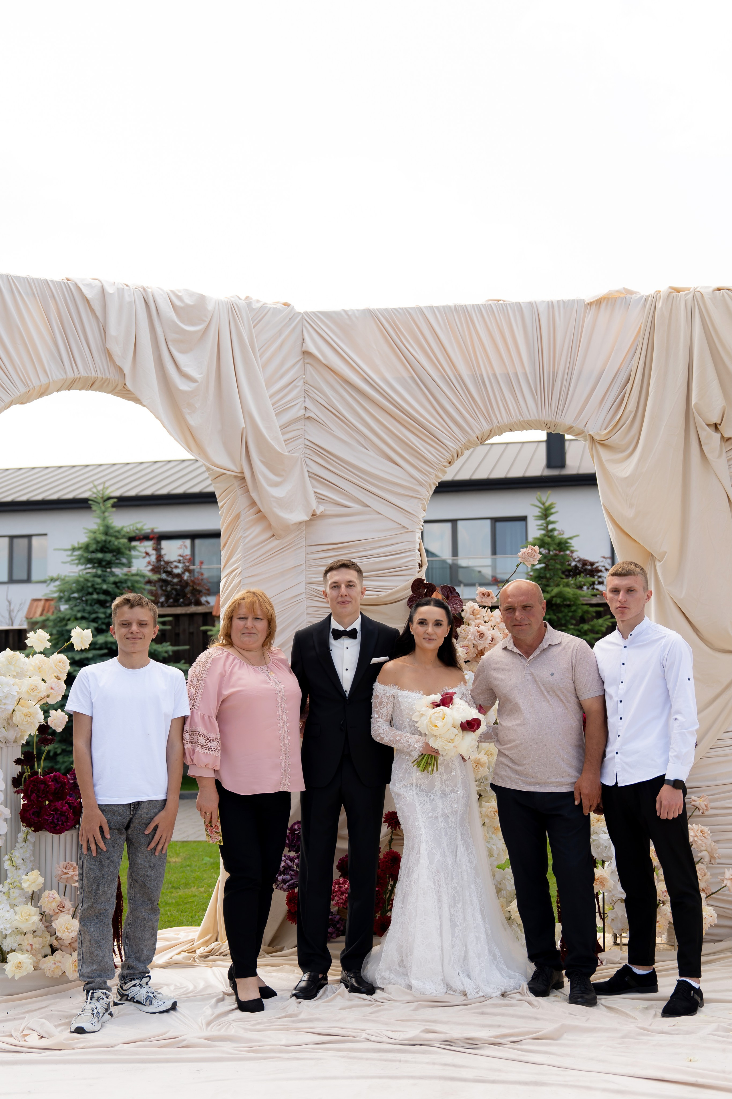 Ірина & Назар. Весільний фотограф Львів Софія Крайник