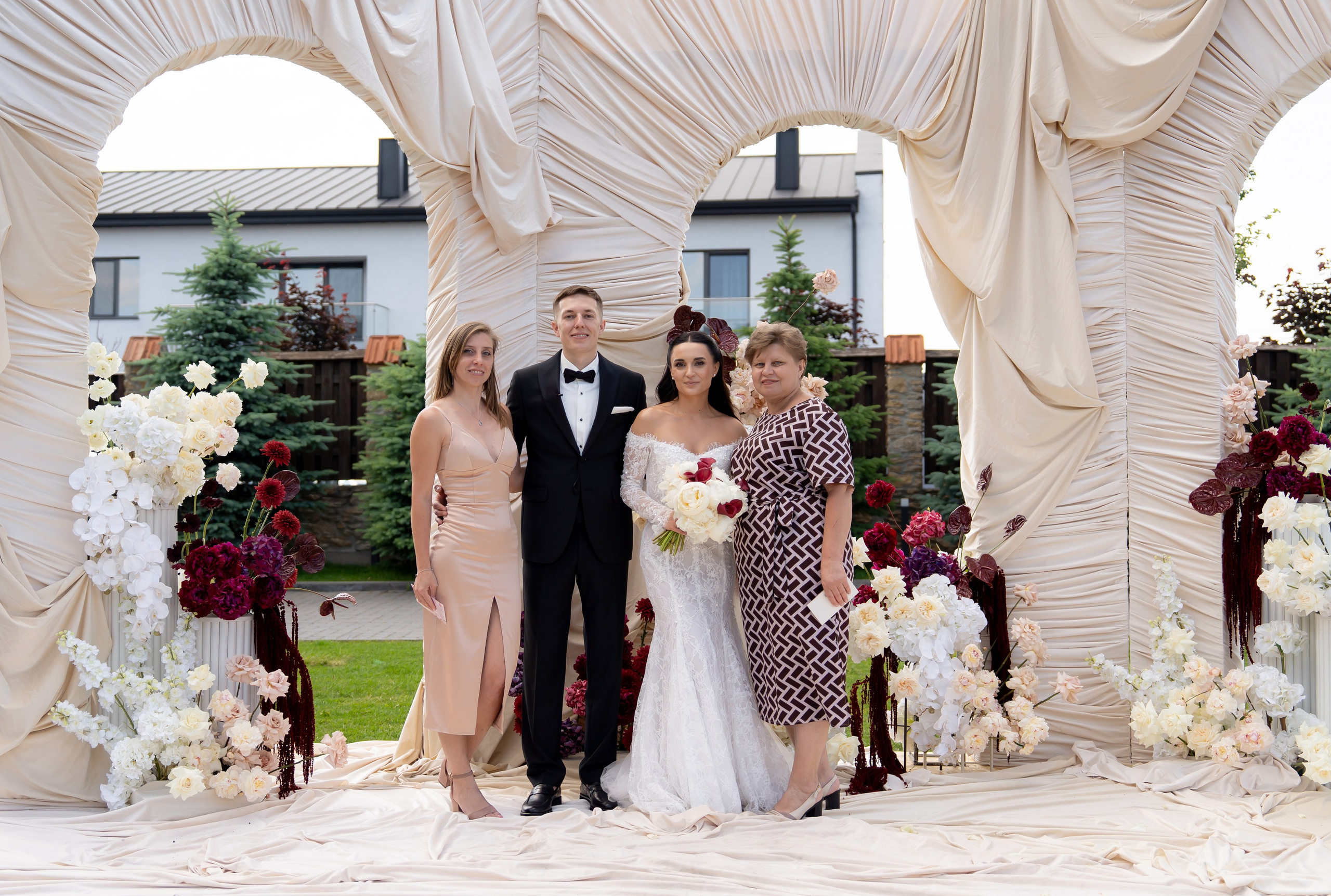 Ірина & Назар. Весільний фотограф Львів Софія Крайник