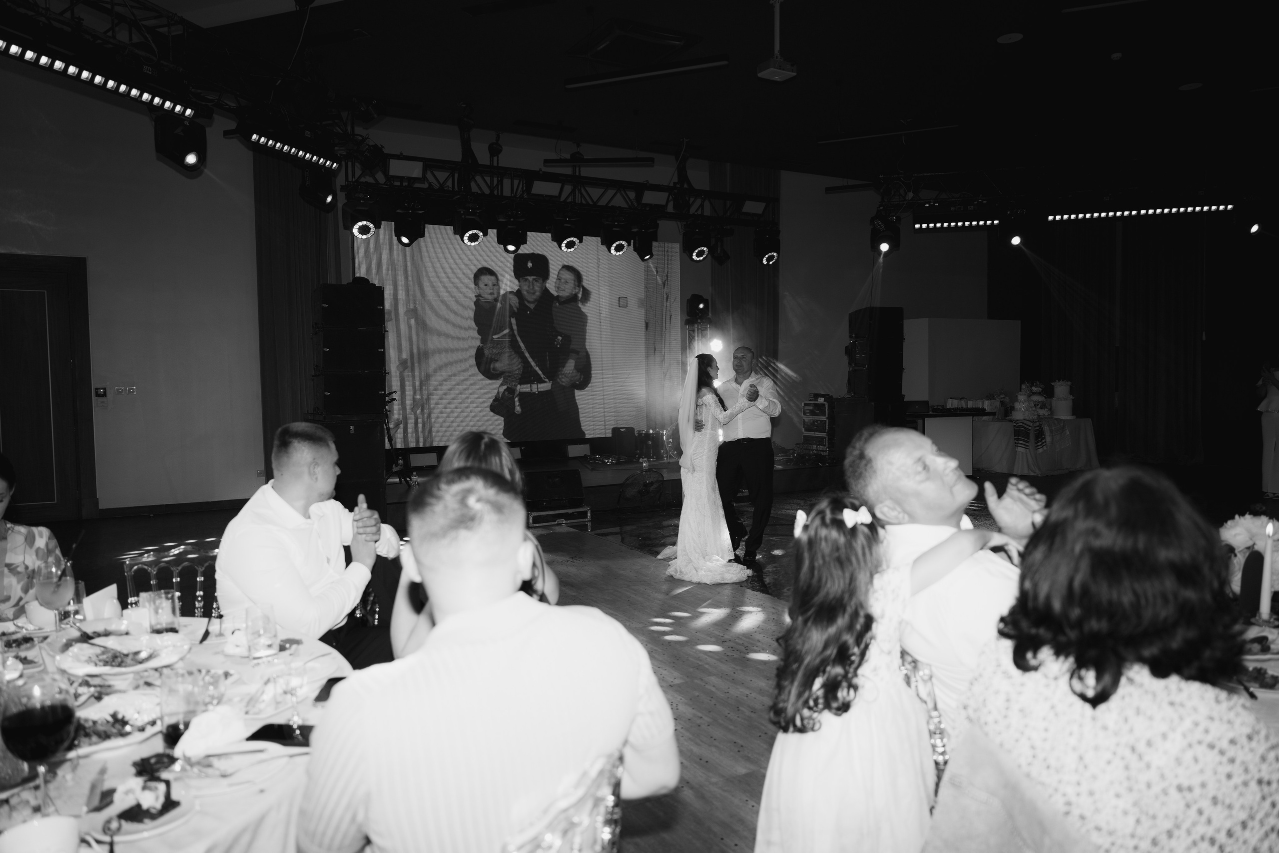 Ірина & Назар. Весільний фотограф Львів Софія Крайник