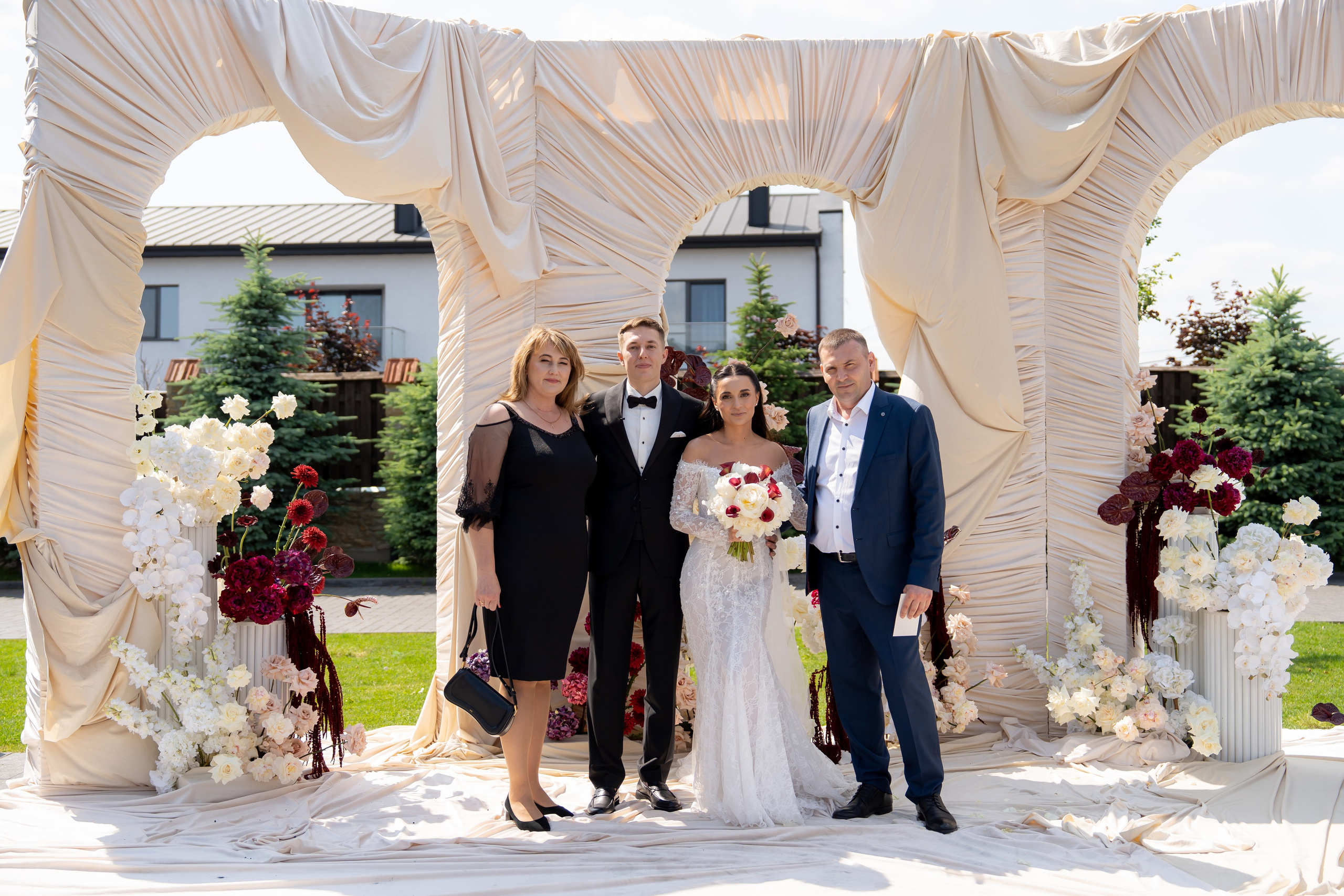 Ірина & Назар. Весільний фотограф Львів Софія Крайник