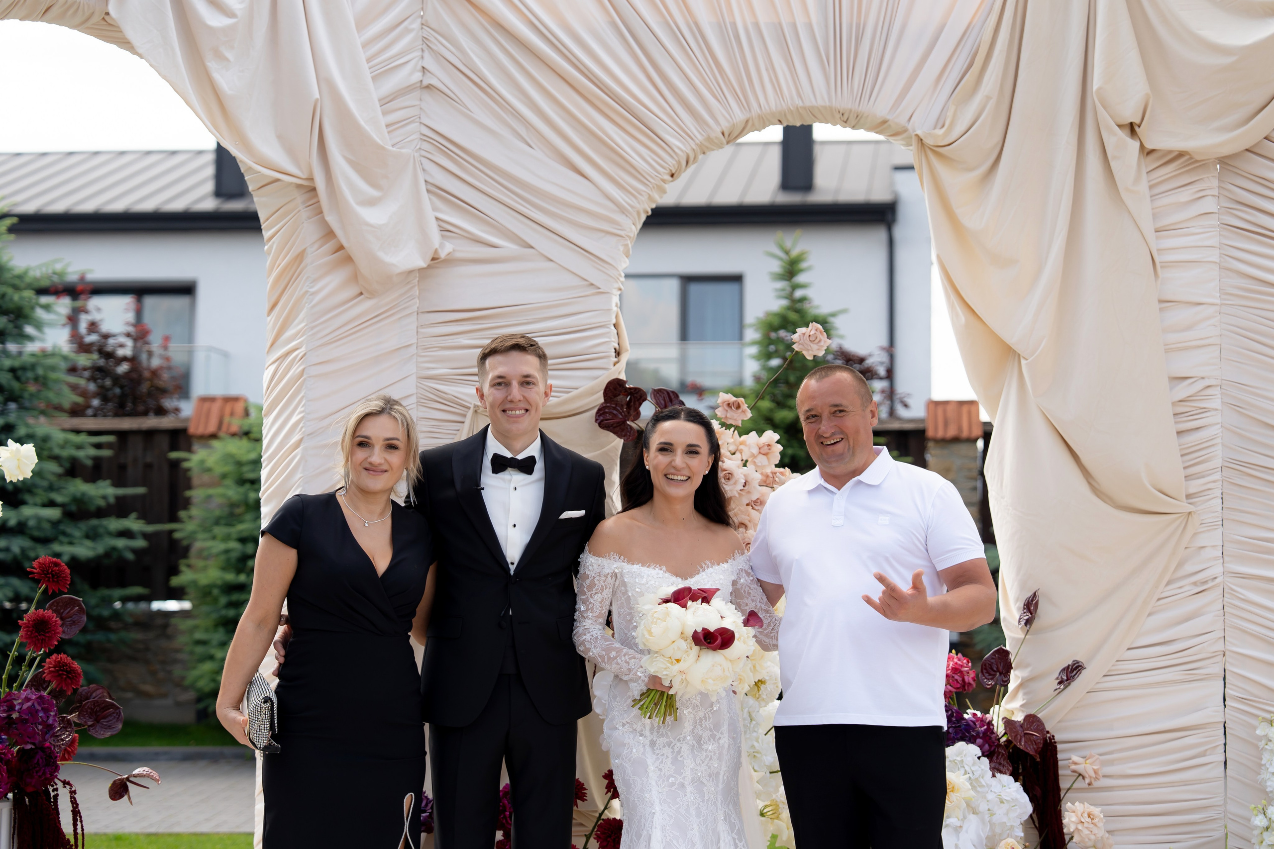 Ірина & Назар. Весільний фотограф Львів Софія Крайник