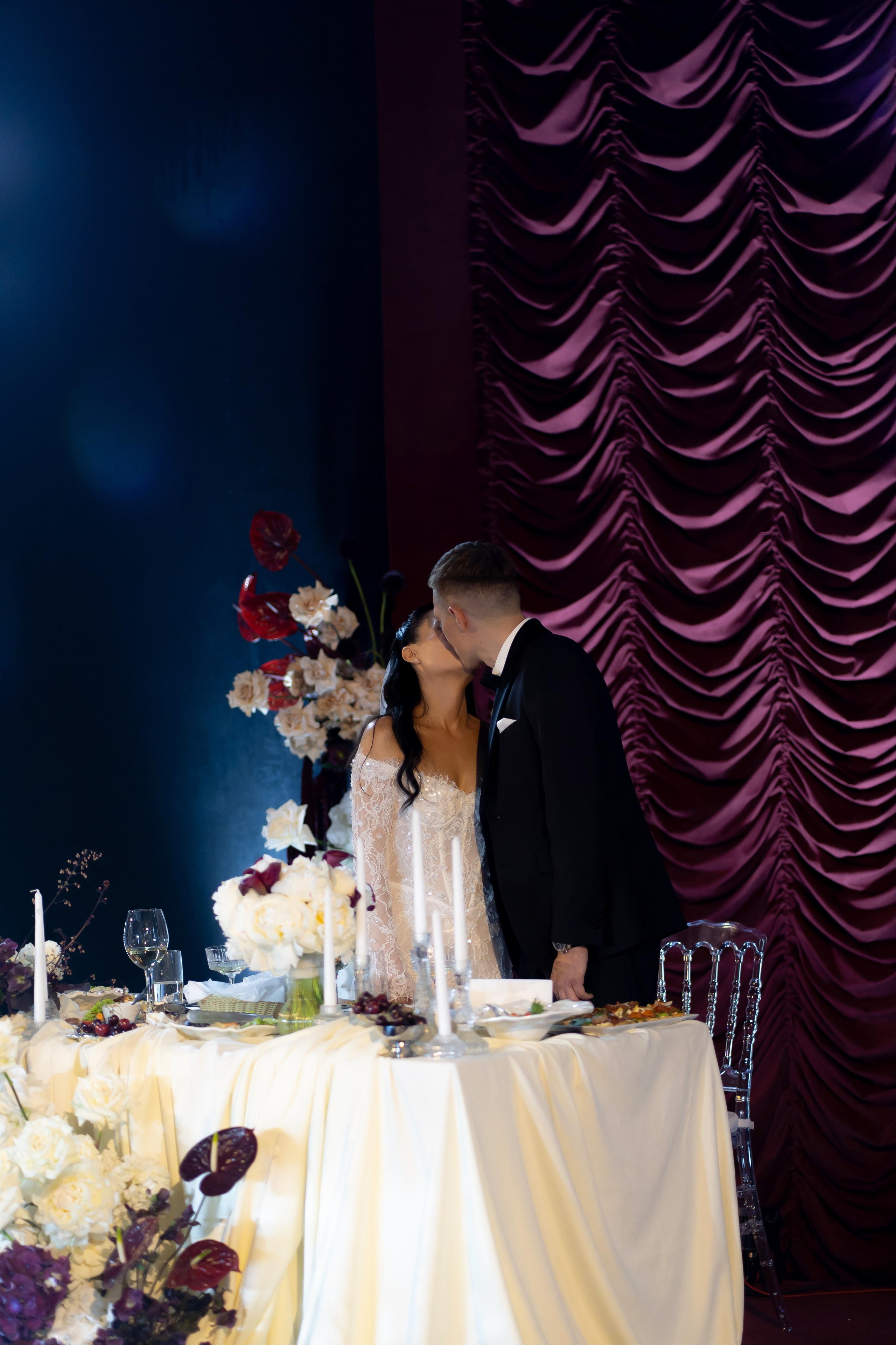 Ірина & Назар. Весільний фотограф Львів Софія Крайник