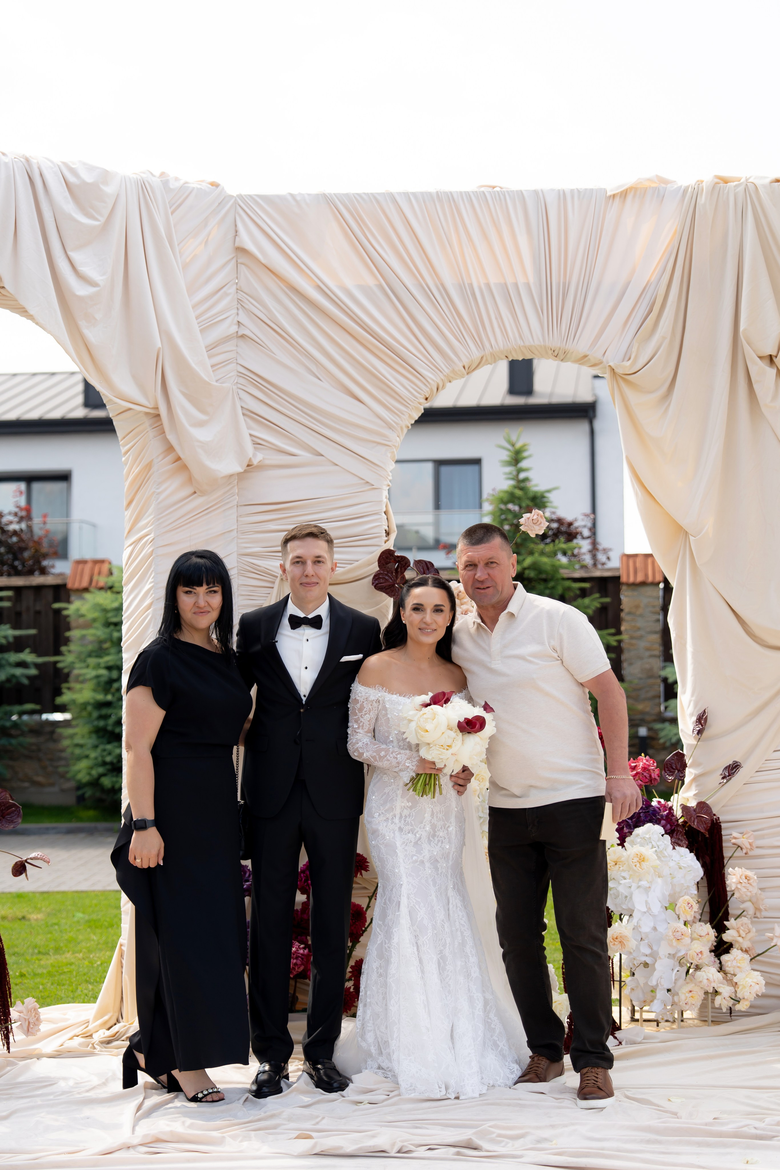 Ірина & Назар. Весільний фотограф Львів Софія Крайник