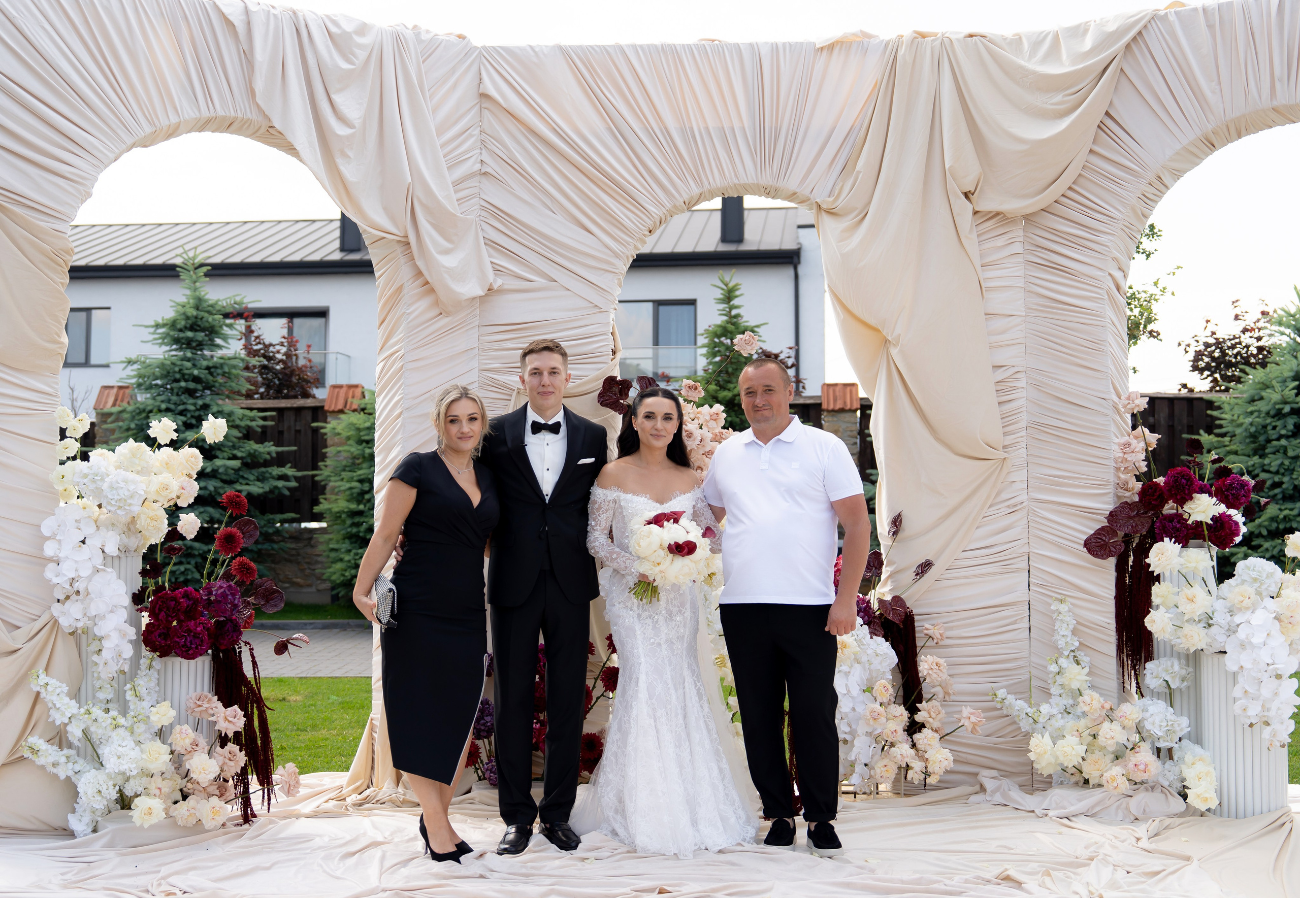 Ірина & Назар. Весільний фотограф Львів Софія Крайник