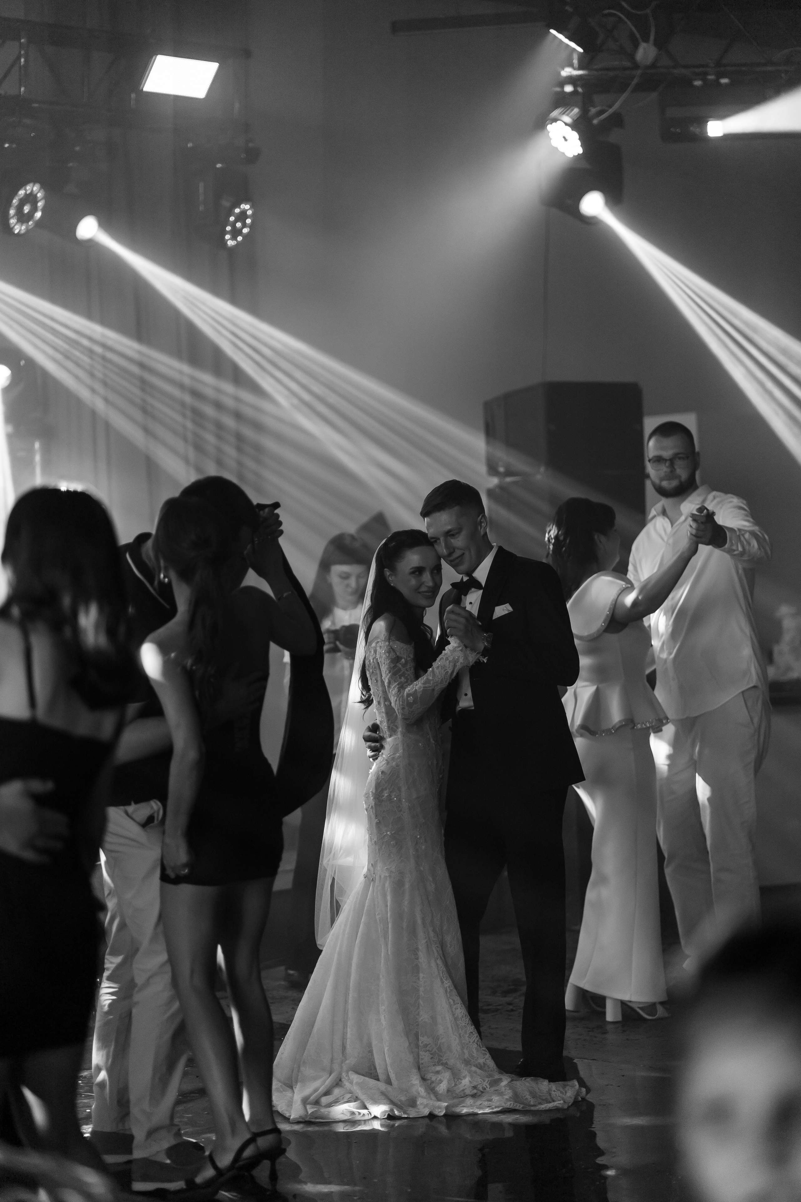 Ірина & Назар. Весільний фотограф Львів Софія Крайник