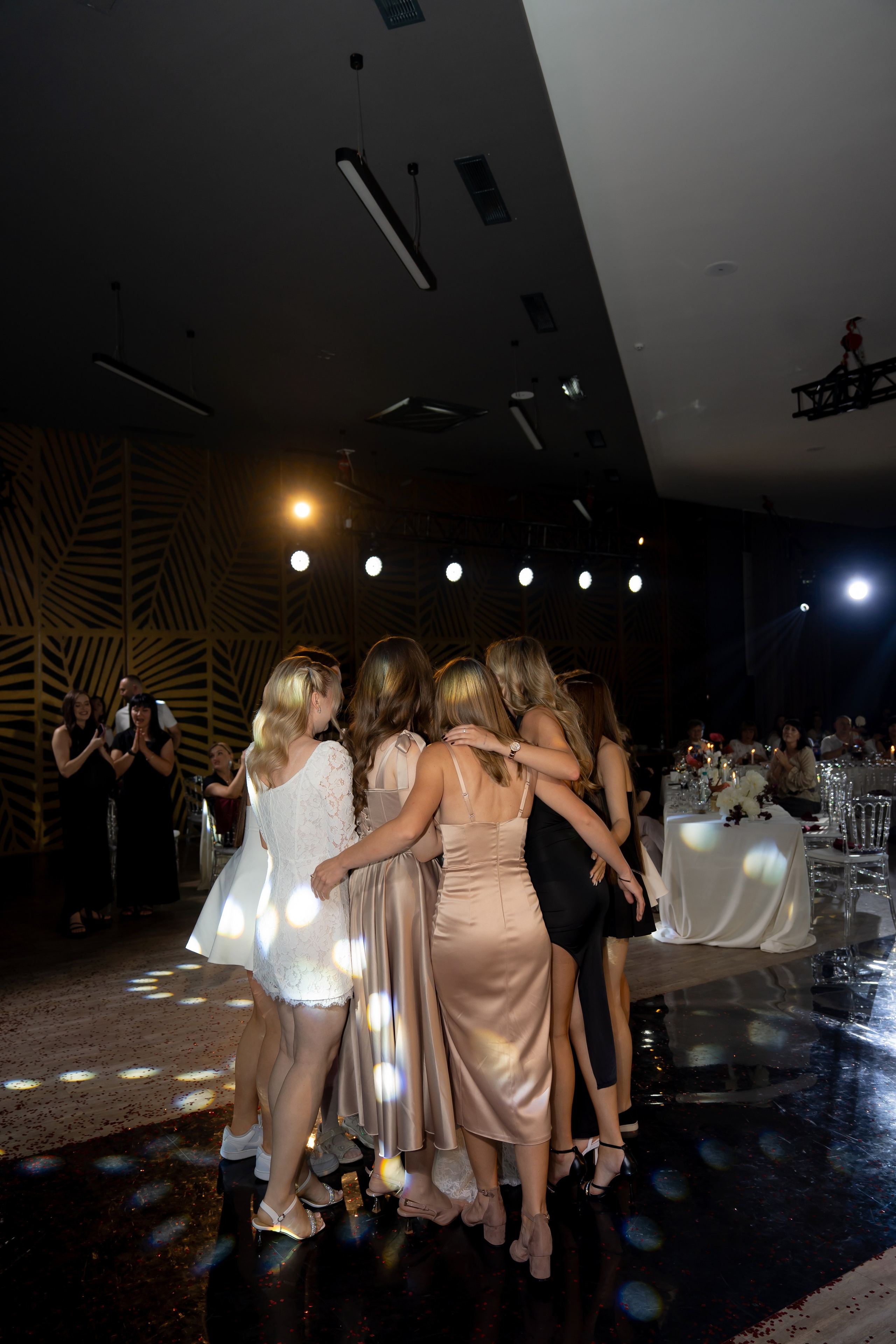 Ірина & Назар. Весільний фотограф Львів Софія Крайник