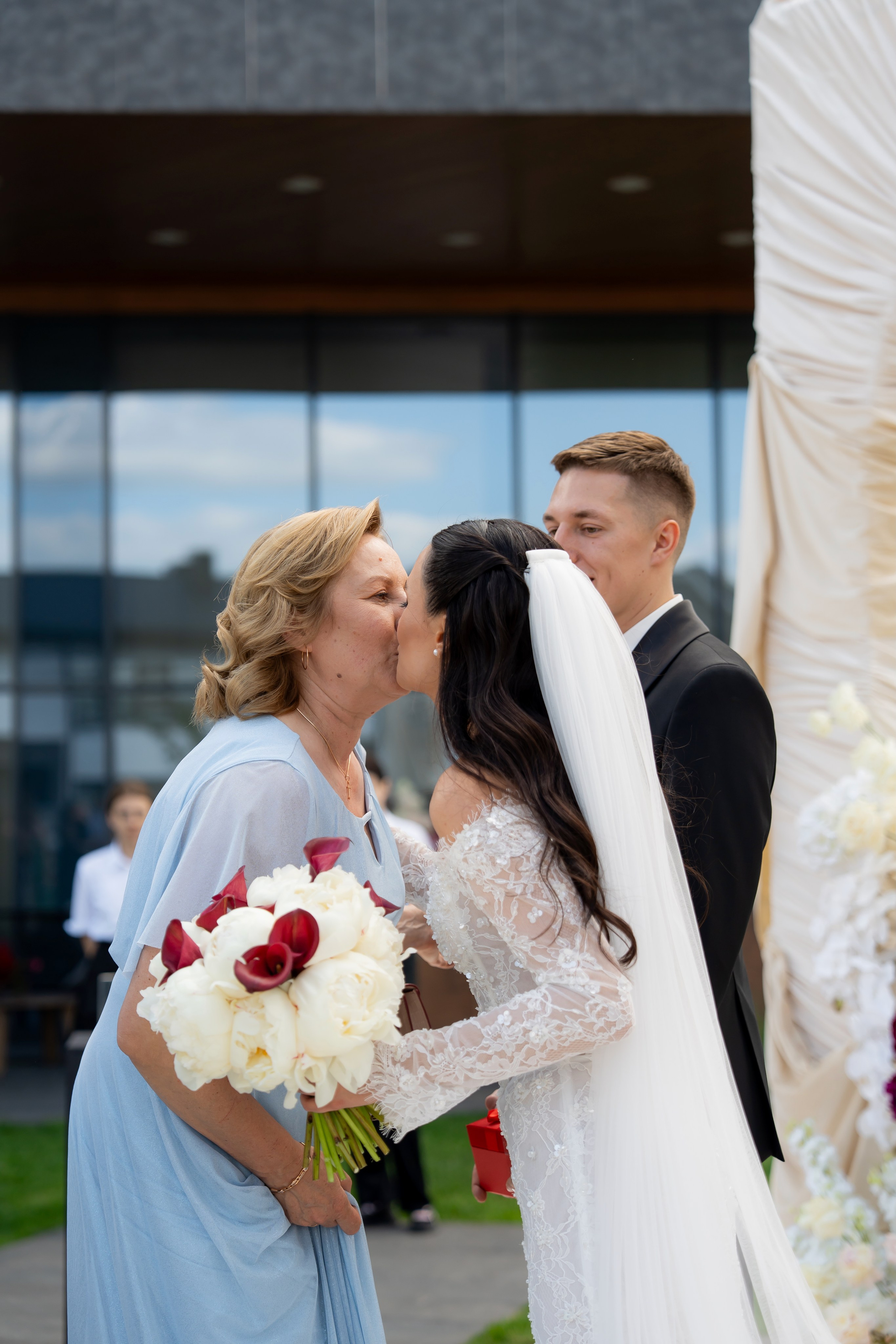 Ірина & Назар. Весільний фотограф Львів Софія Крайник