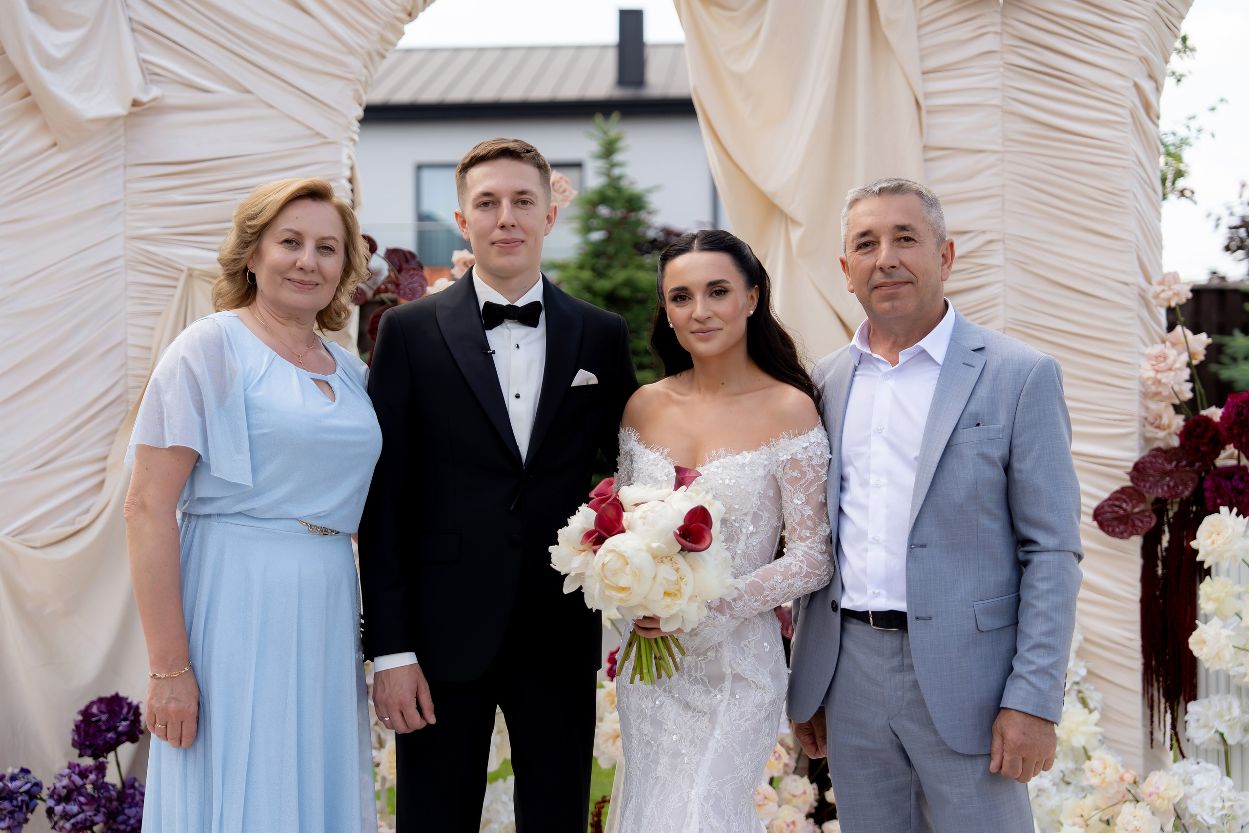 Ірина & Назар. Весільний фотограф Львів Софія Крайник