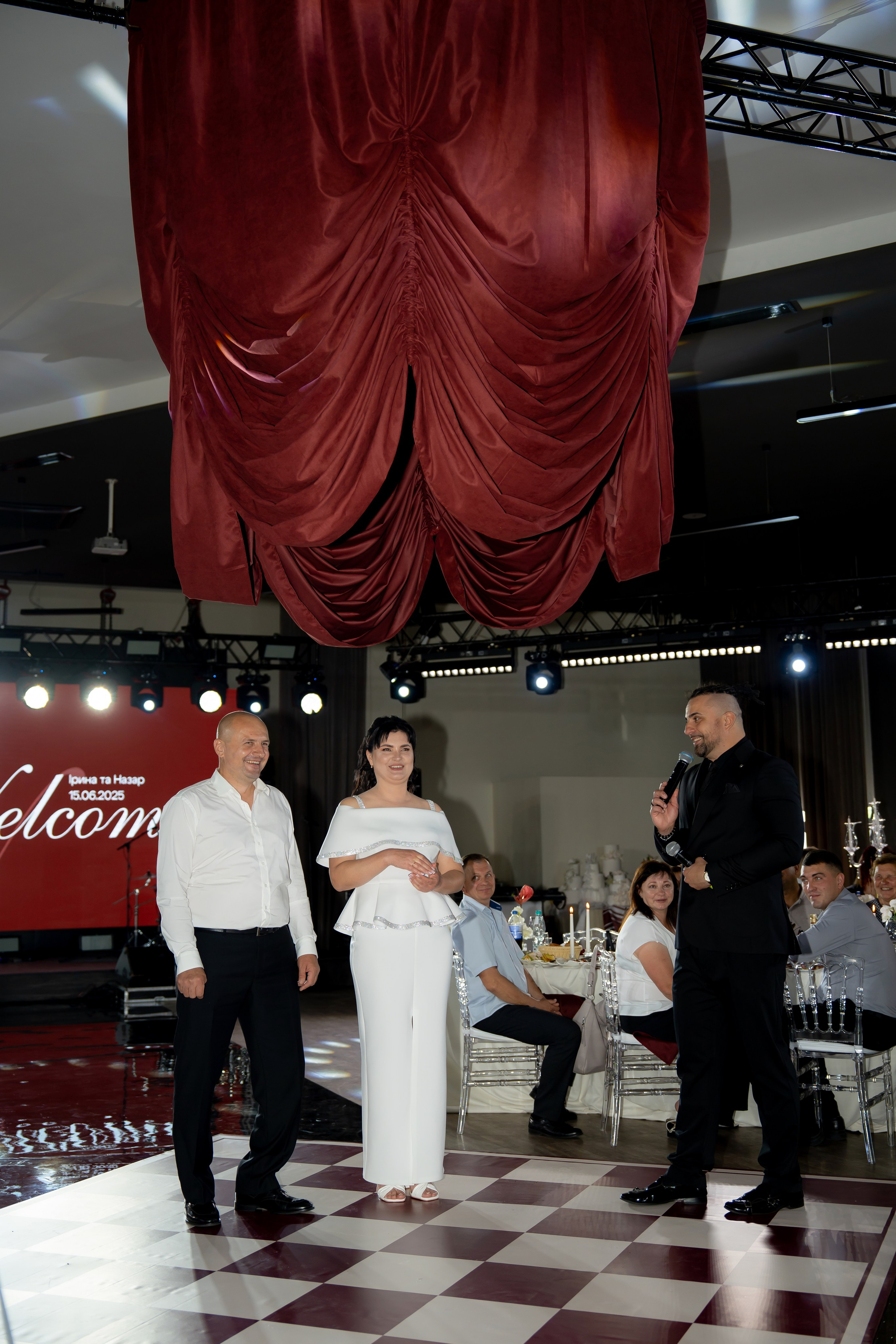 Ірина & Назар. Весільний фотограф Львів Софія Крайник