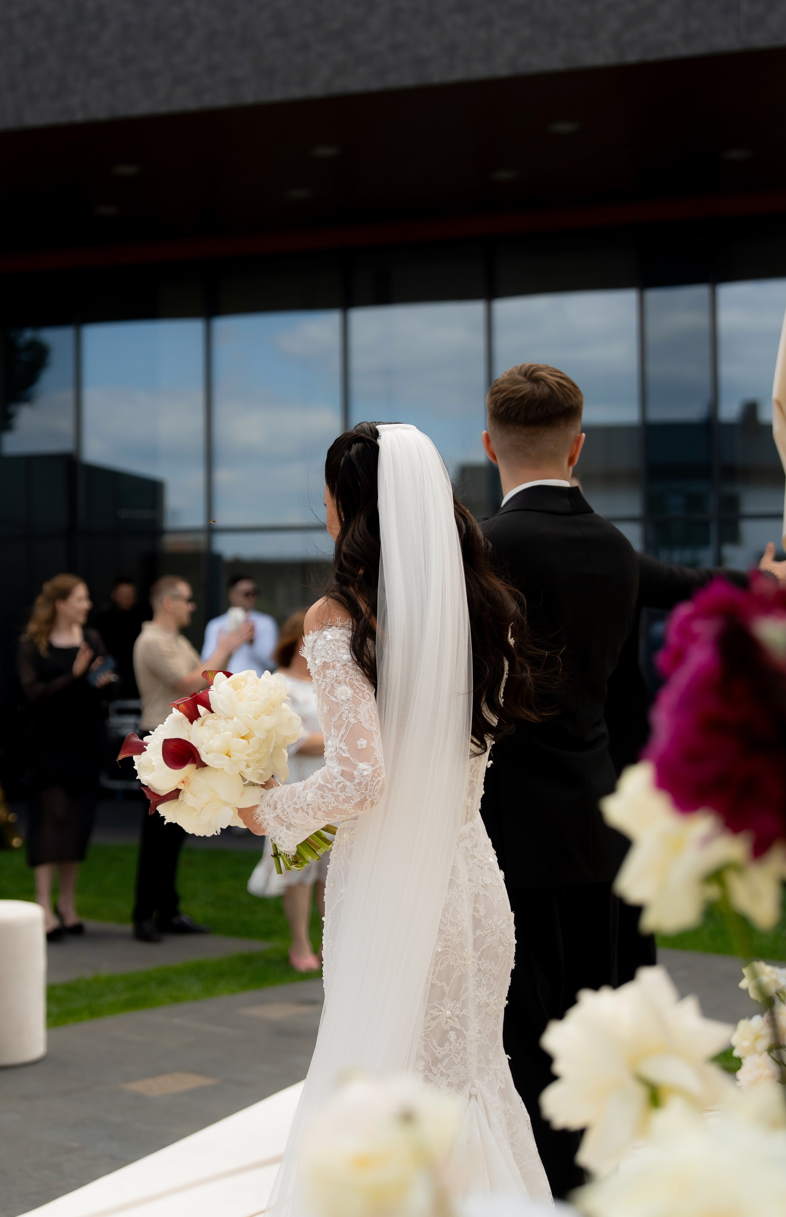 Ірина & Назар. Весільний фотограф Львів Софія Крайник