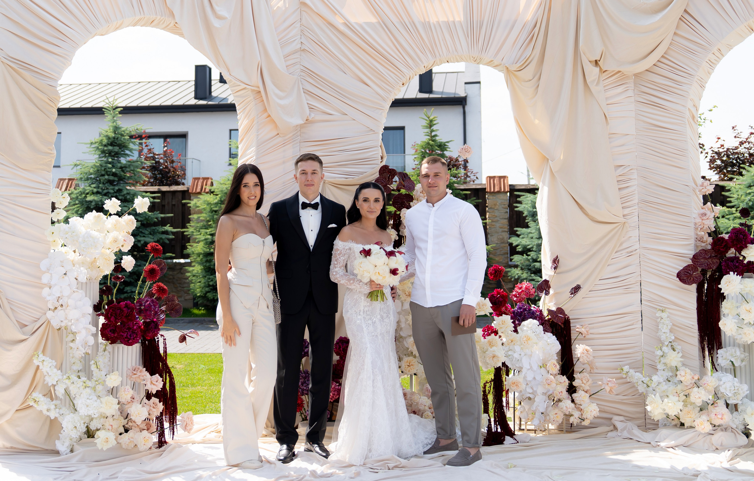 Ірина & Назар. Весільний фотограф Львів Софія Крайник