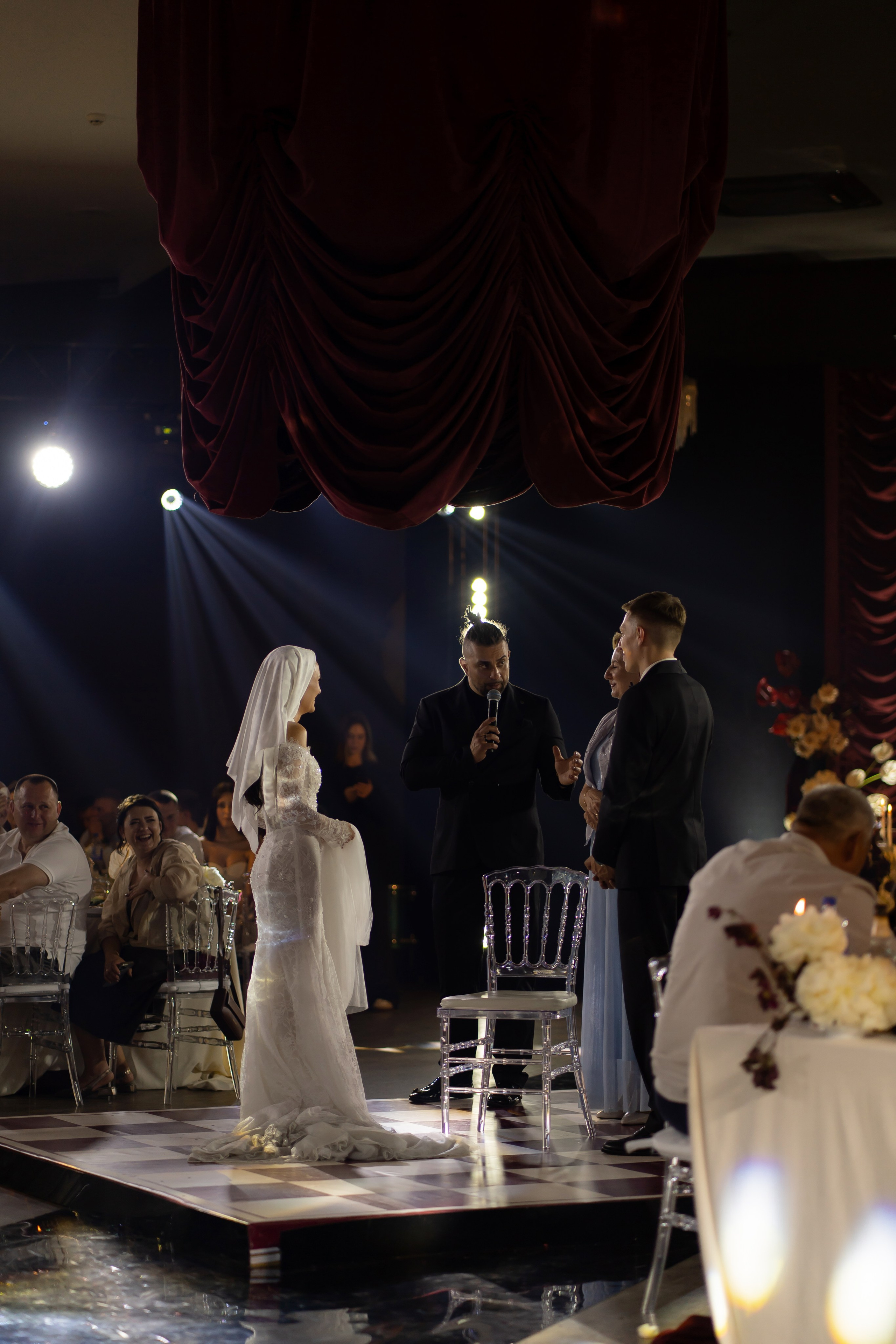 Ірина & Назар. Весільний фотограф Львів Софія Крайник