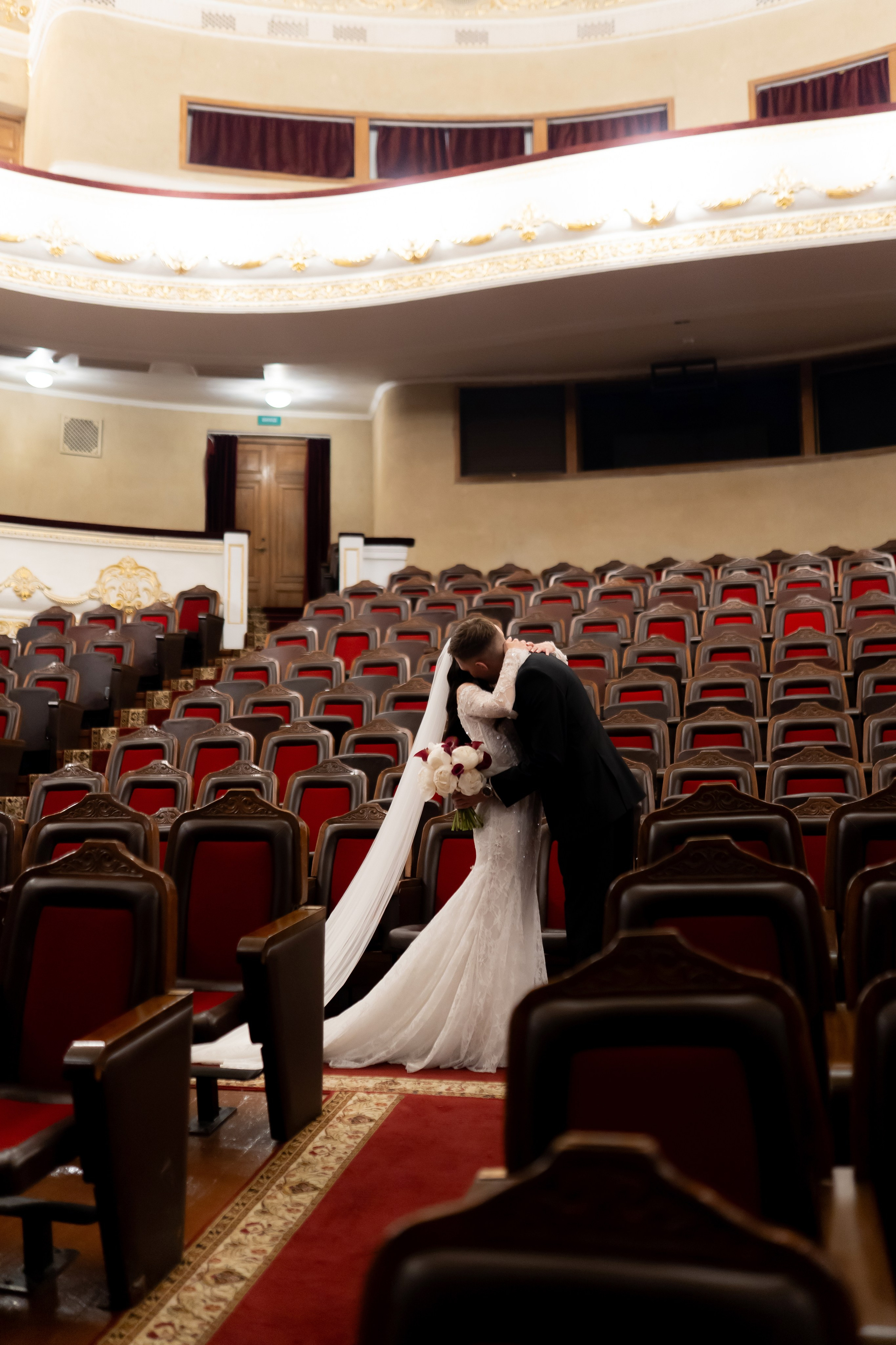 Ірина & Назар. Весільний фотограф Львів Софія Крайник