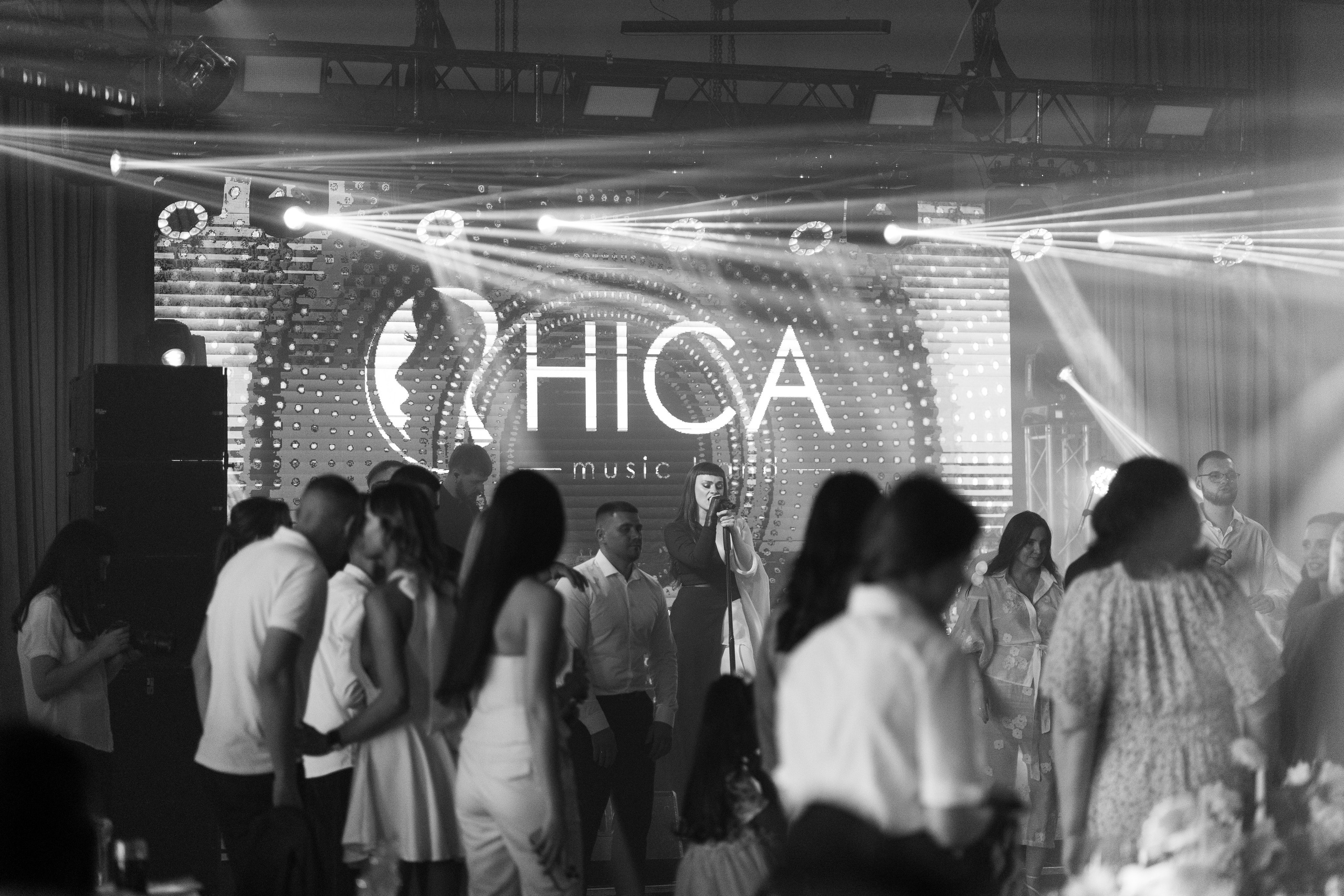 Ірина & Назар. Весільний фотограф Львів Софія Крайник