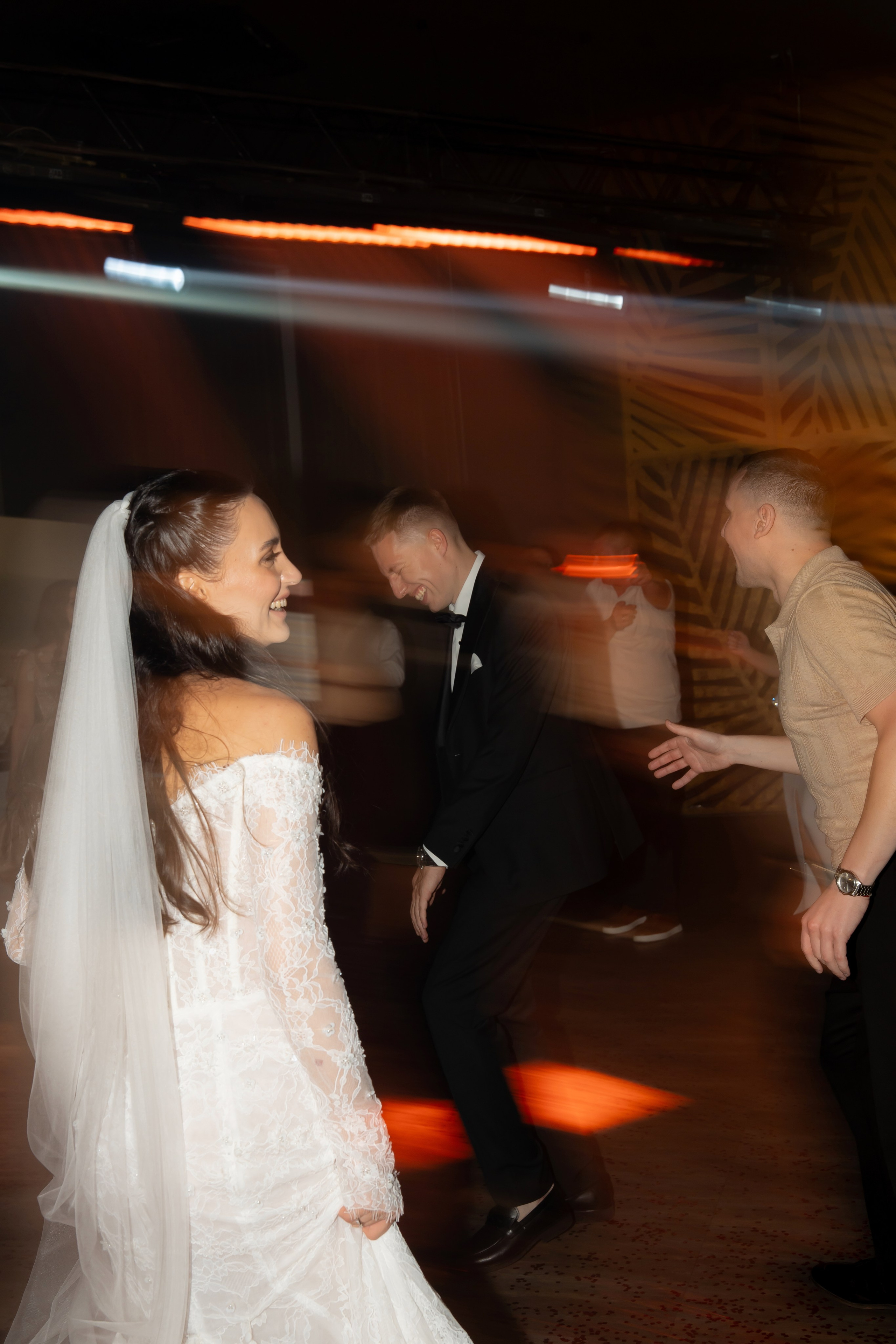 Ірина & Назар. Весільний фотограф Львів Софія Крайник