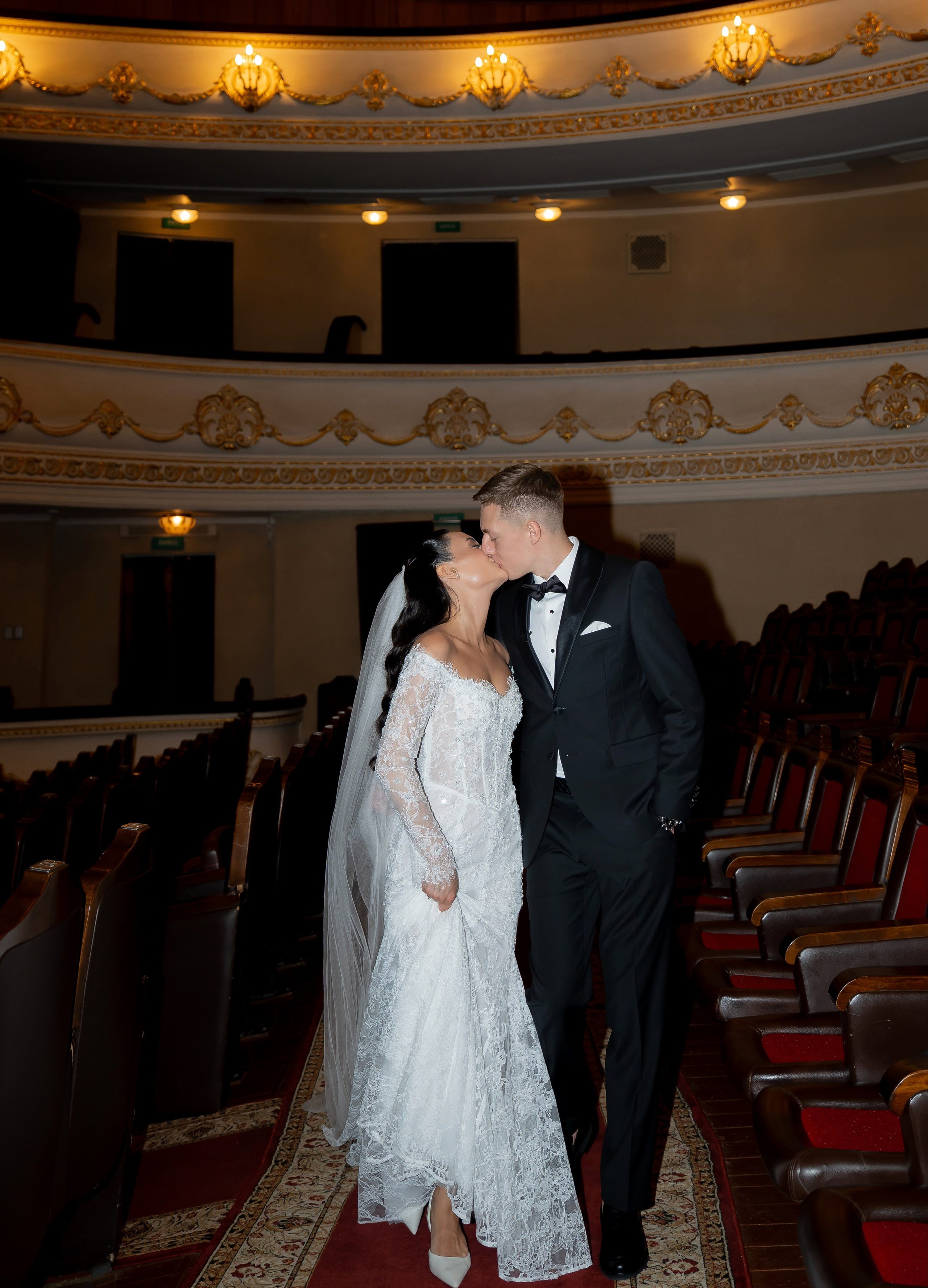 Ірина & Назар. Весільний фотограф Львів Софія Крайник