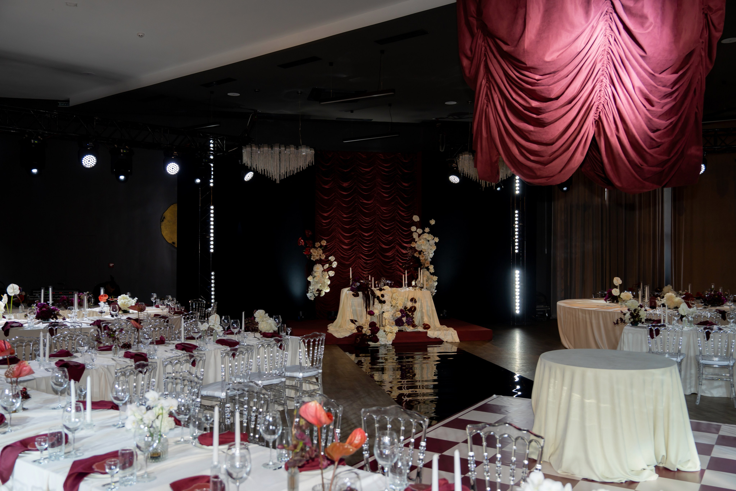 Ірина & Назар. Весільний фотограф Львів Софія Крайник