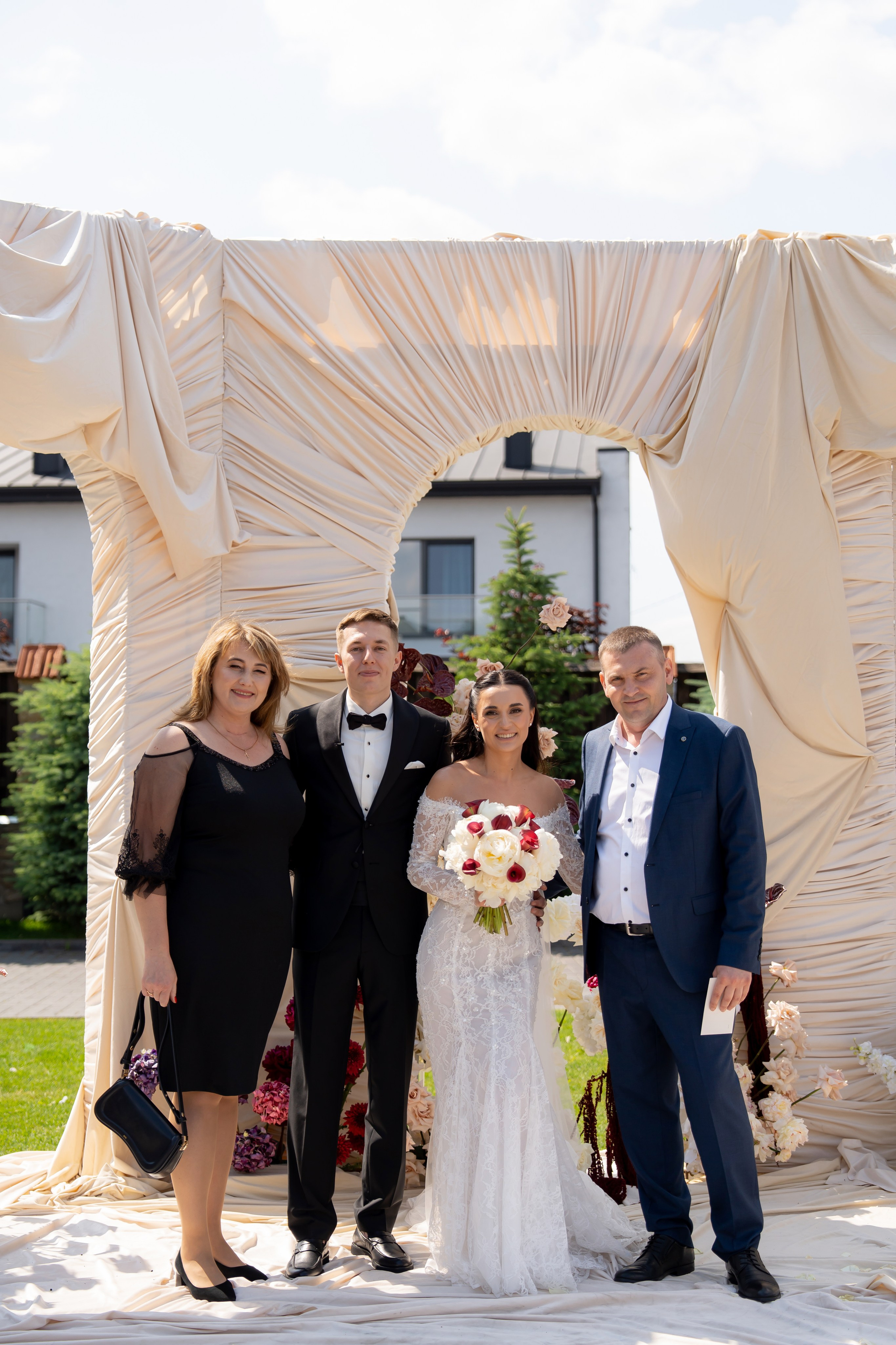 Ірина & Назар. Весільний фотограф Львів Софія Крайник