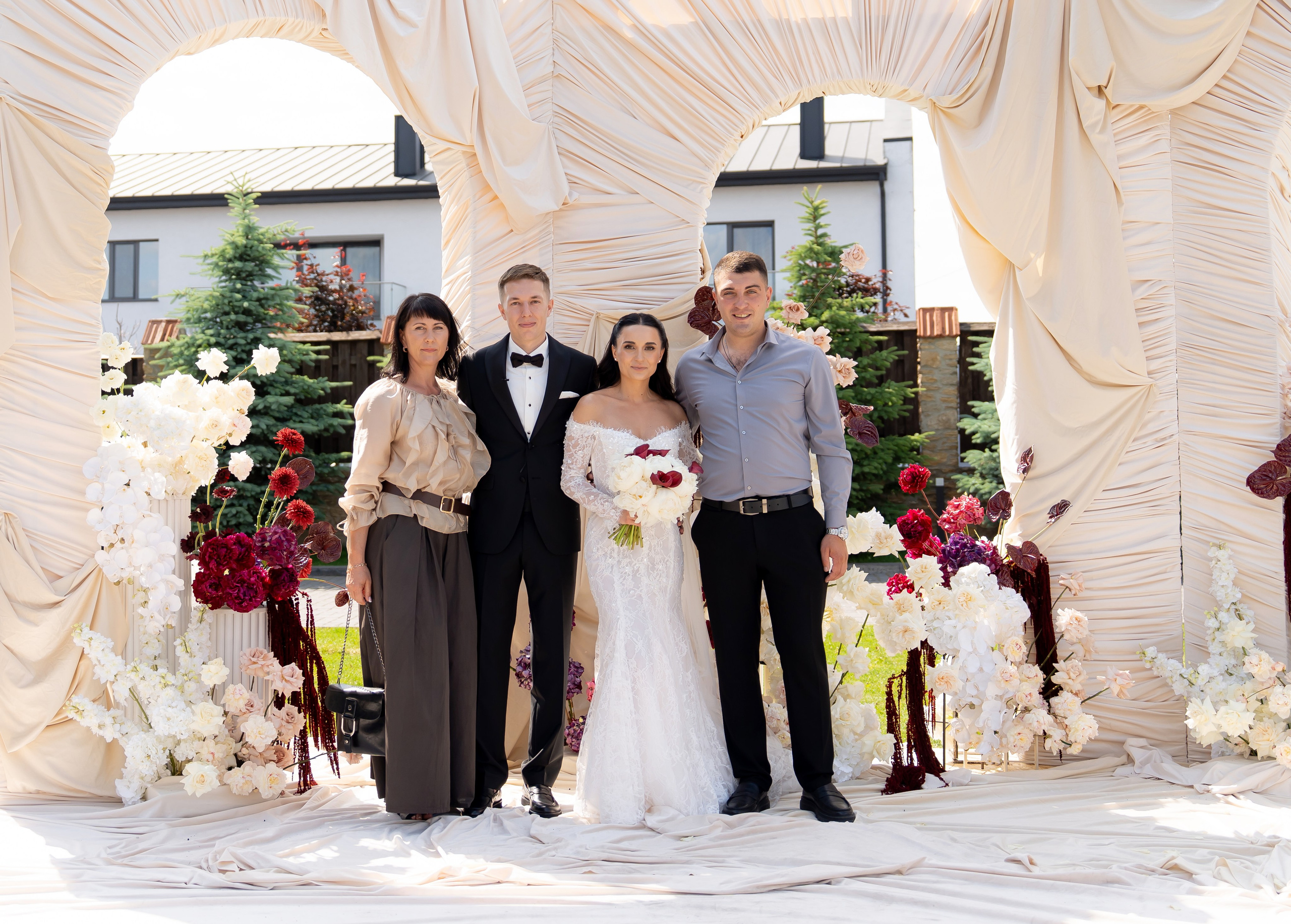 Ірина & Назар. Весільний фотограф Львів Софія Крайник