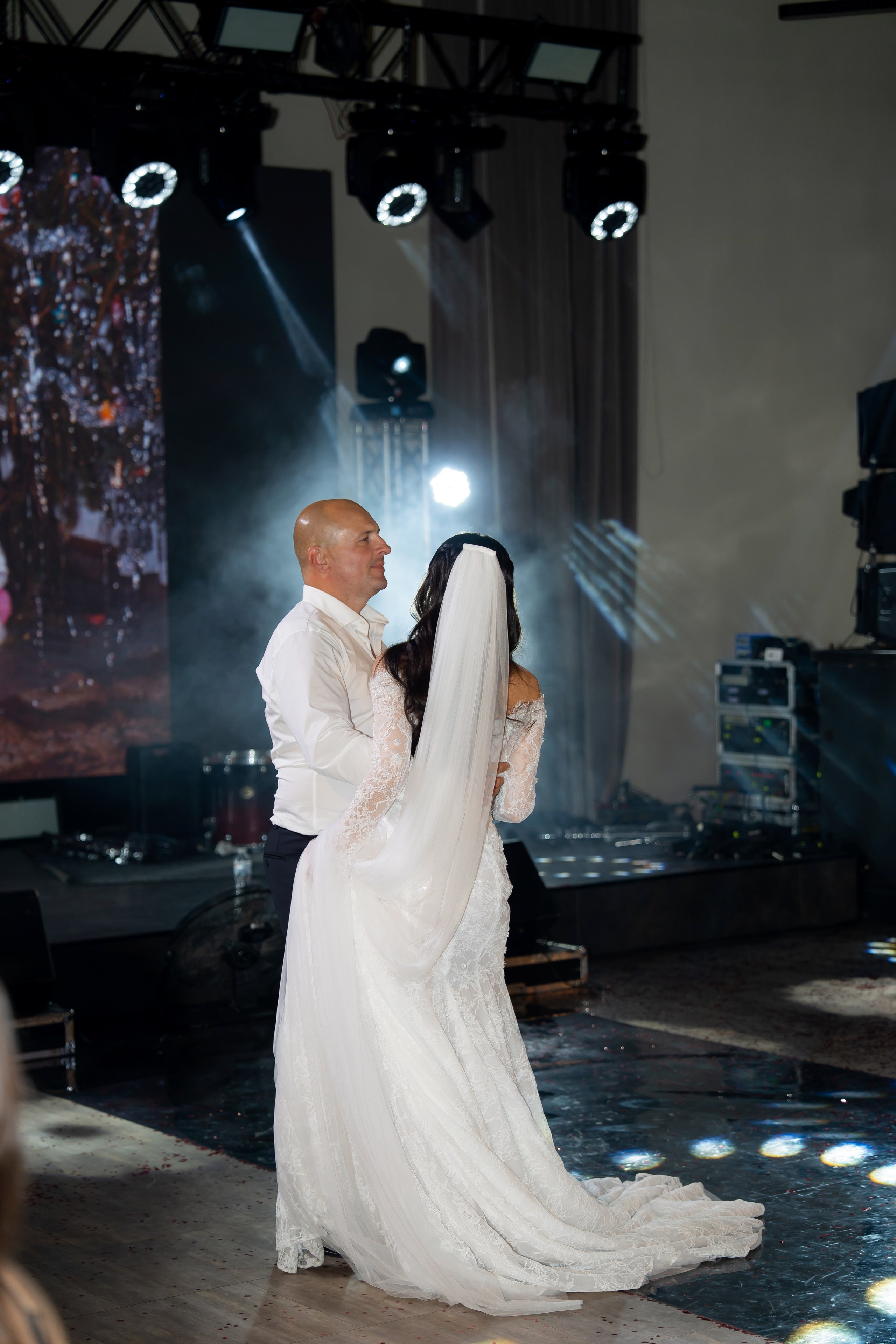 Ірина & Назар. Весільний фотограф Львів Софія Крайник