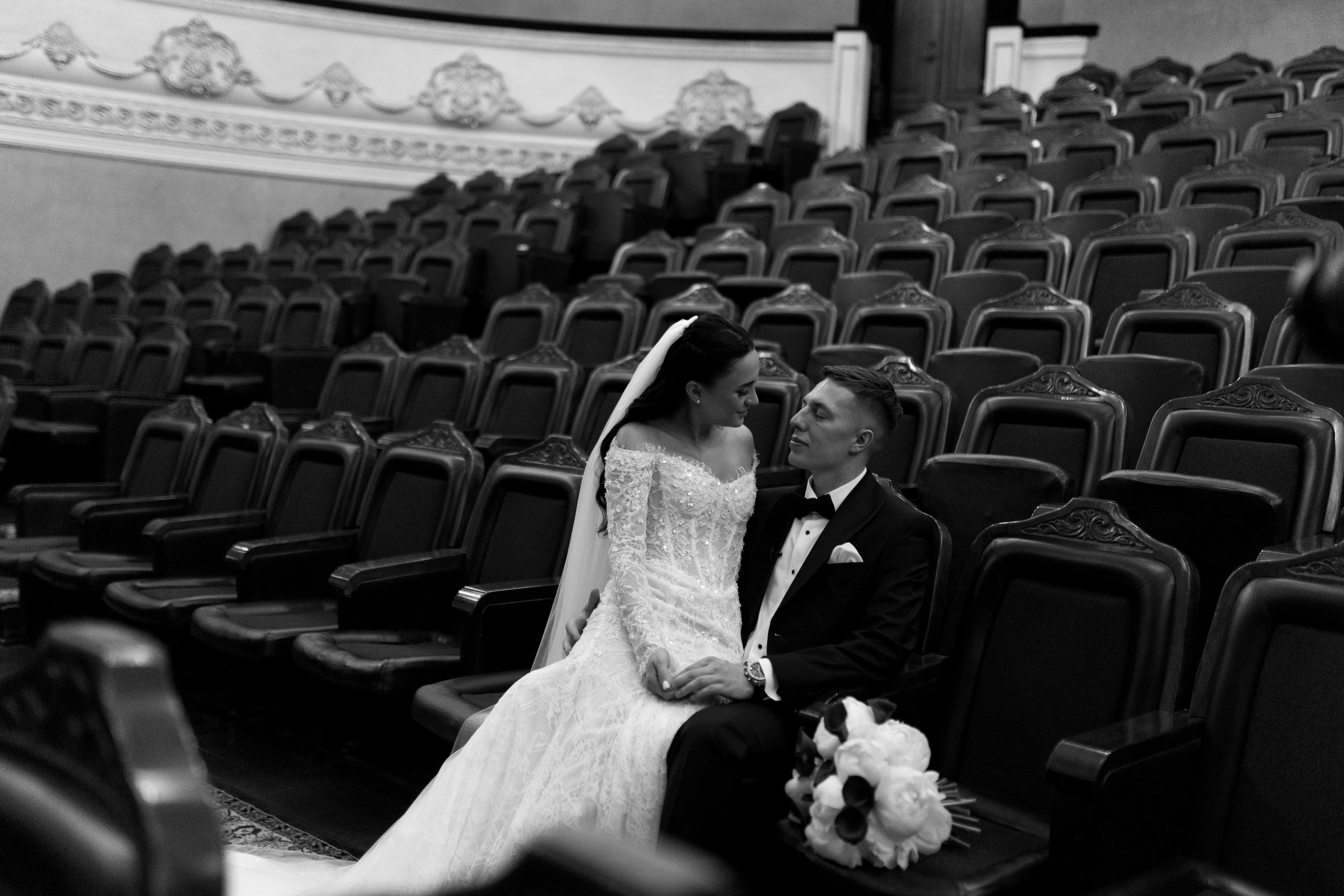 Ірина & Назар. Весільний фотограф Львів Софія Крайник