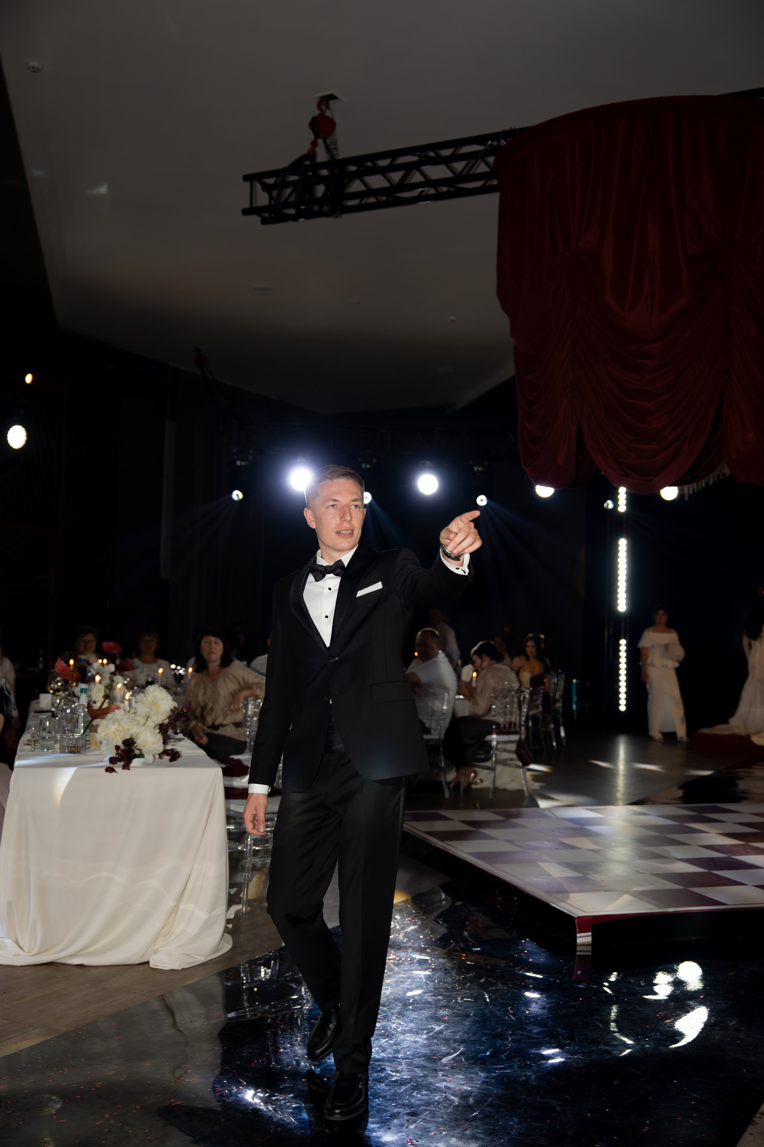 Ірина & Назар. Весільний фотограф Львів Софія Крайник