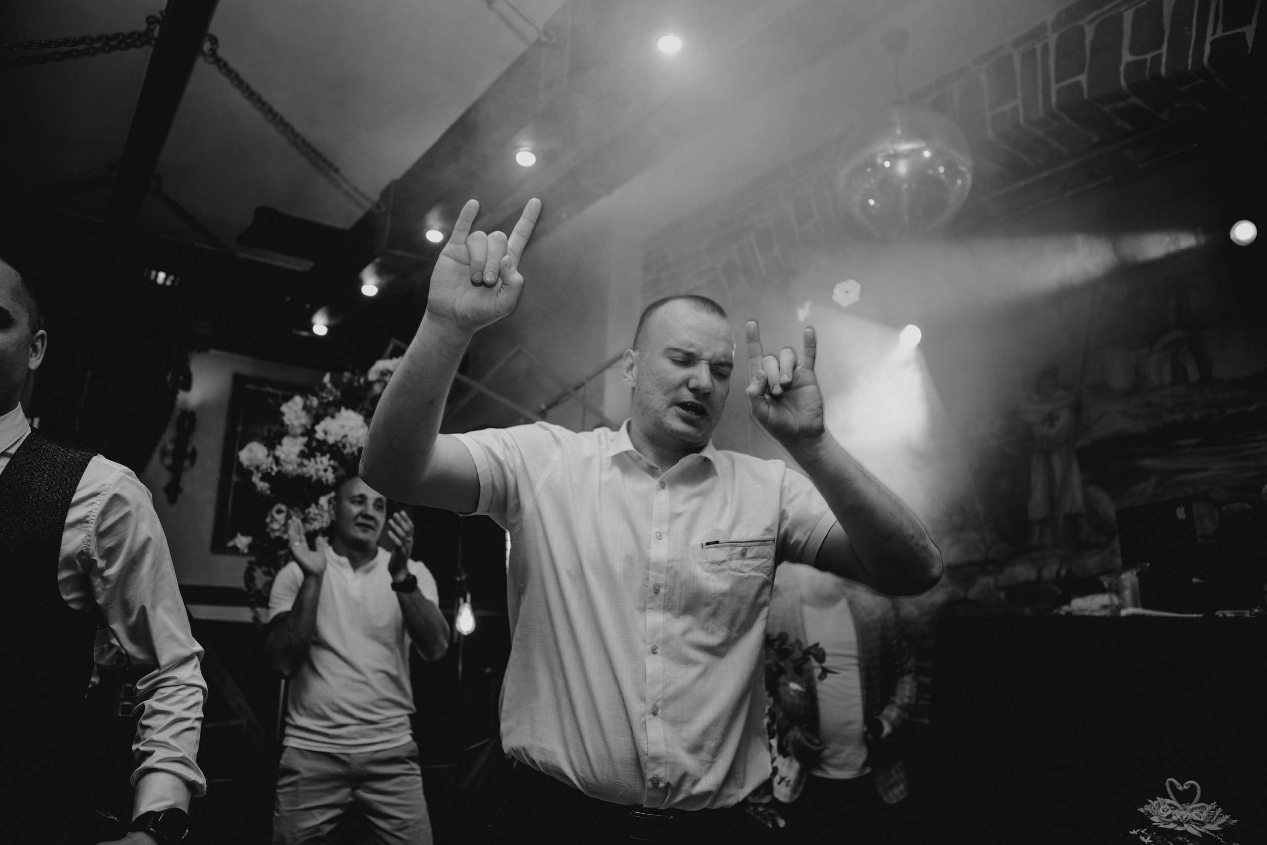 Свадебная история Иры и Дениса. Фотограф — видеограф г. Днепр Марина Еременко