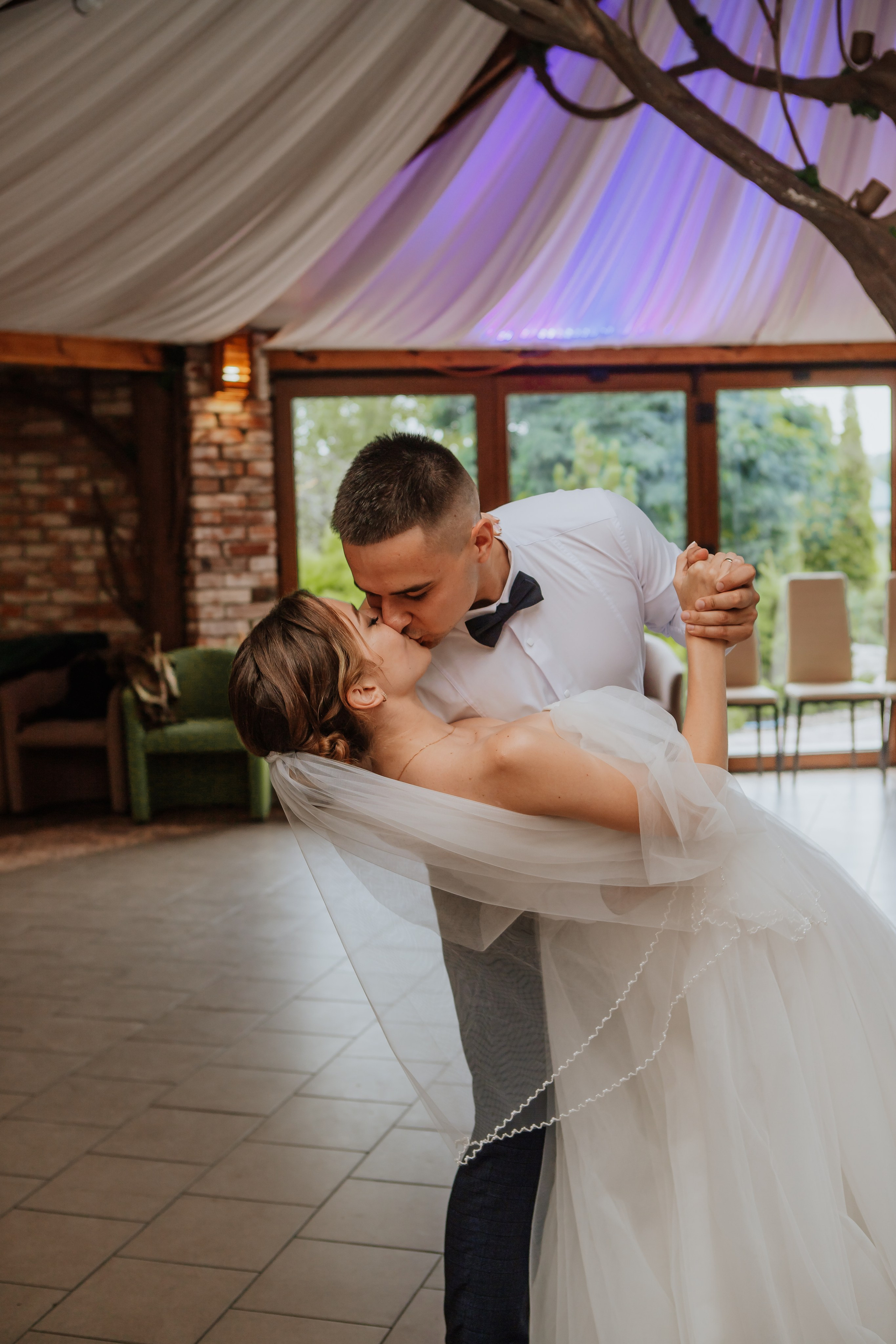 Свадебная история Елены и Дмитрия. Фотограф — видеограф г. Днепр Марина Еременко