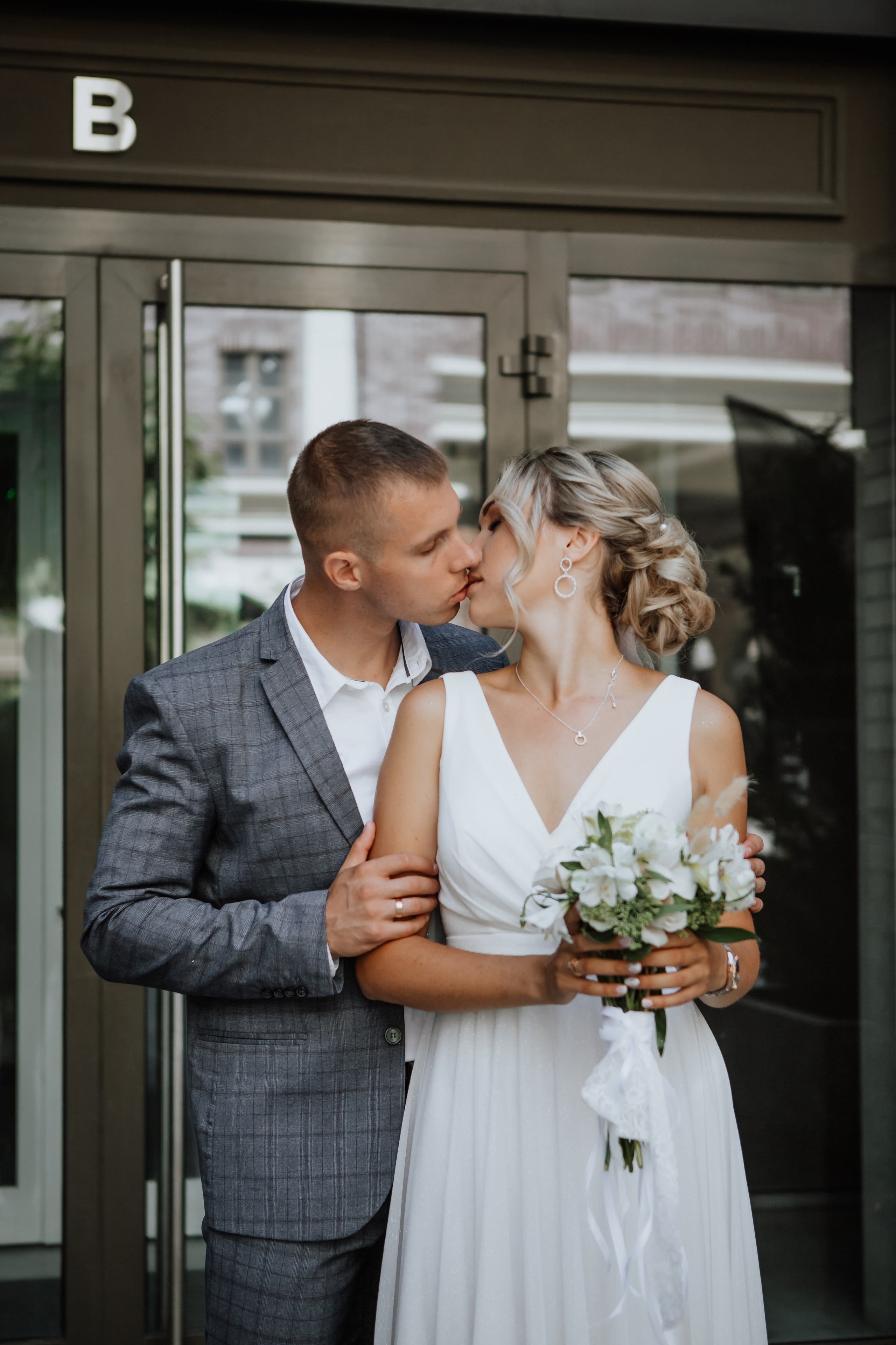 Свадебная история Ангелины и Романа. Фотограф — видеограф г. Днепр Марина Еременко