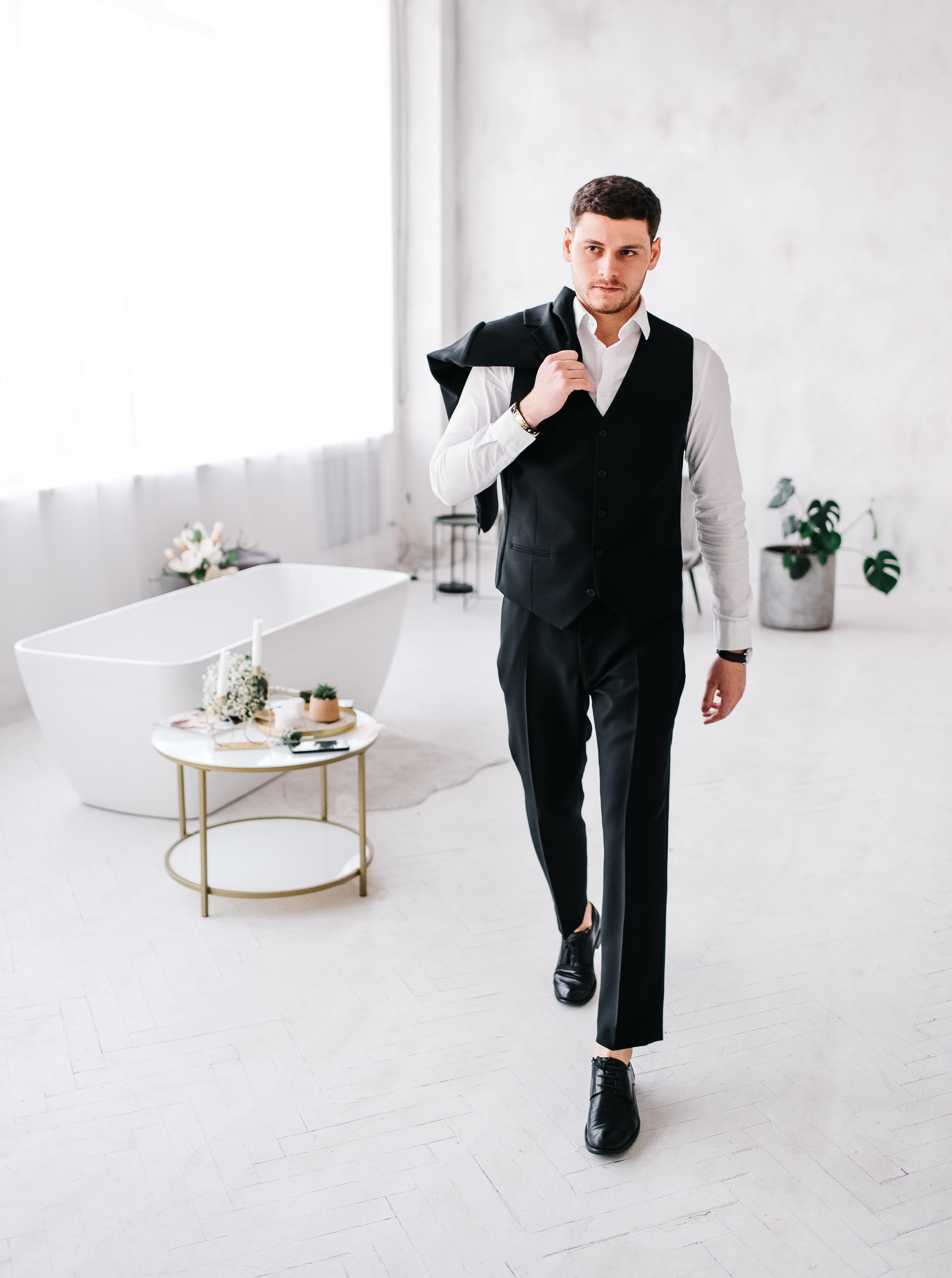 White space. Антон лімов фотограф київ