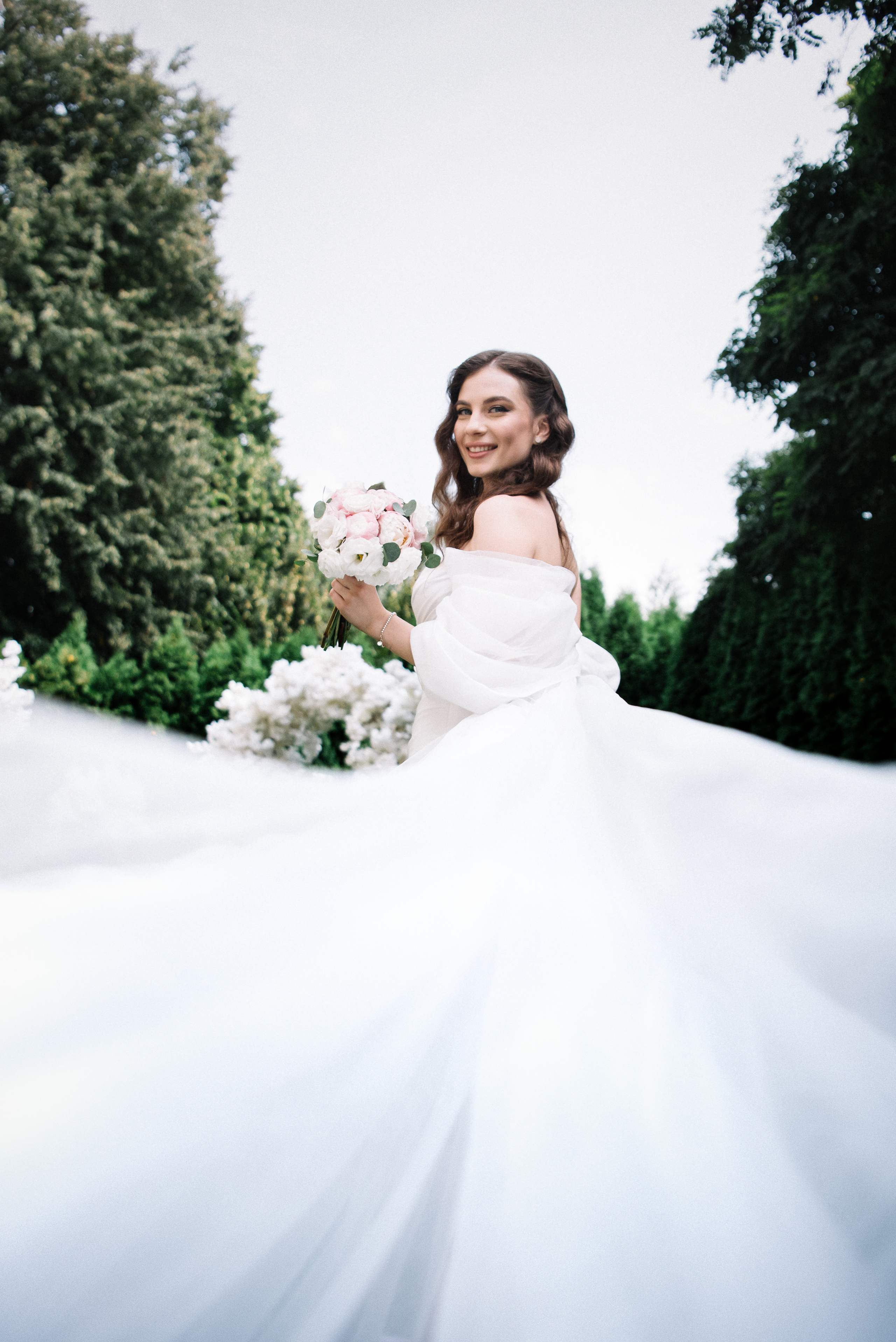 невеста с букетом