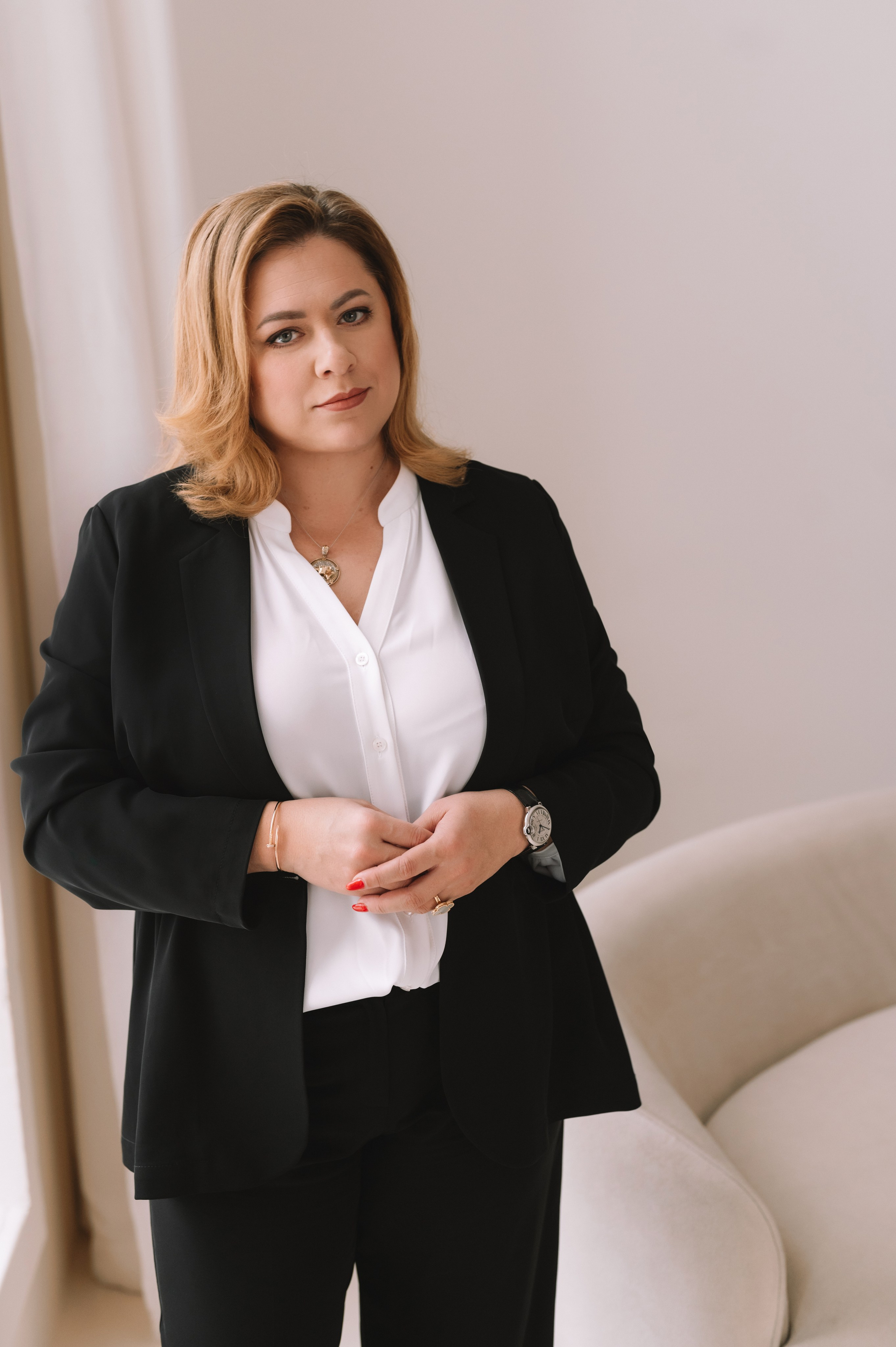 Зйомка для нотаріуса. Портретний та контент фотограф Київ