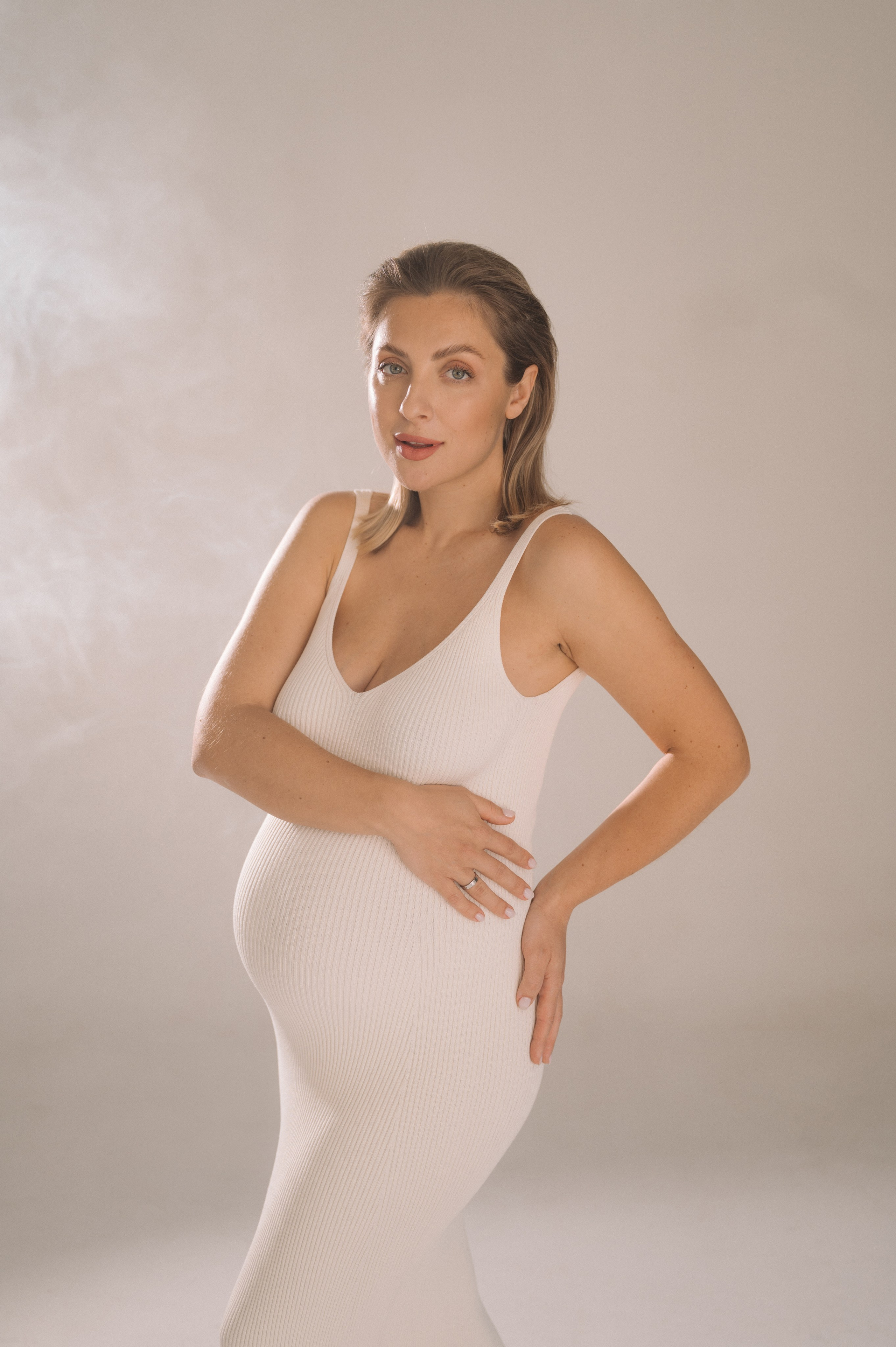 Ira. Портретний та контент фотограф Київ