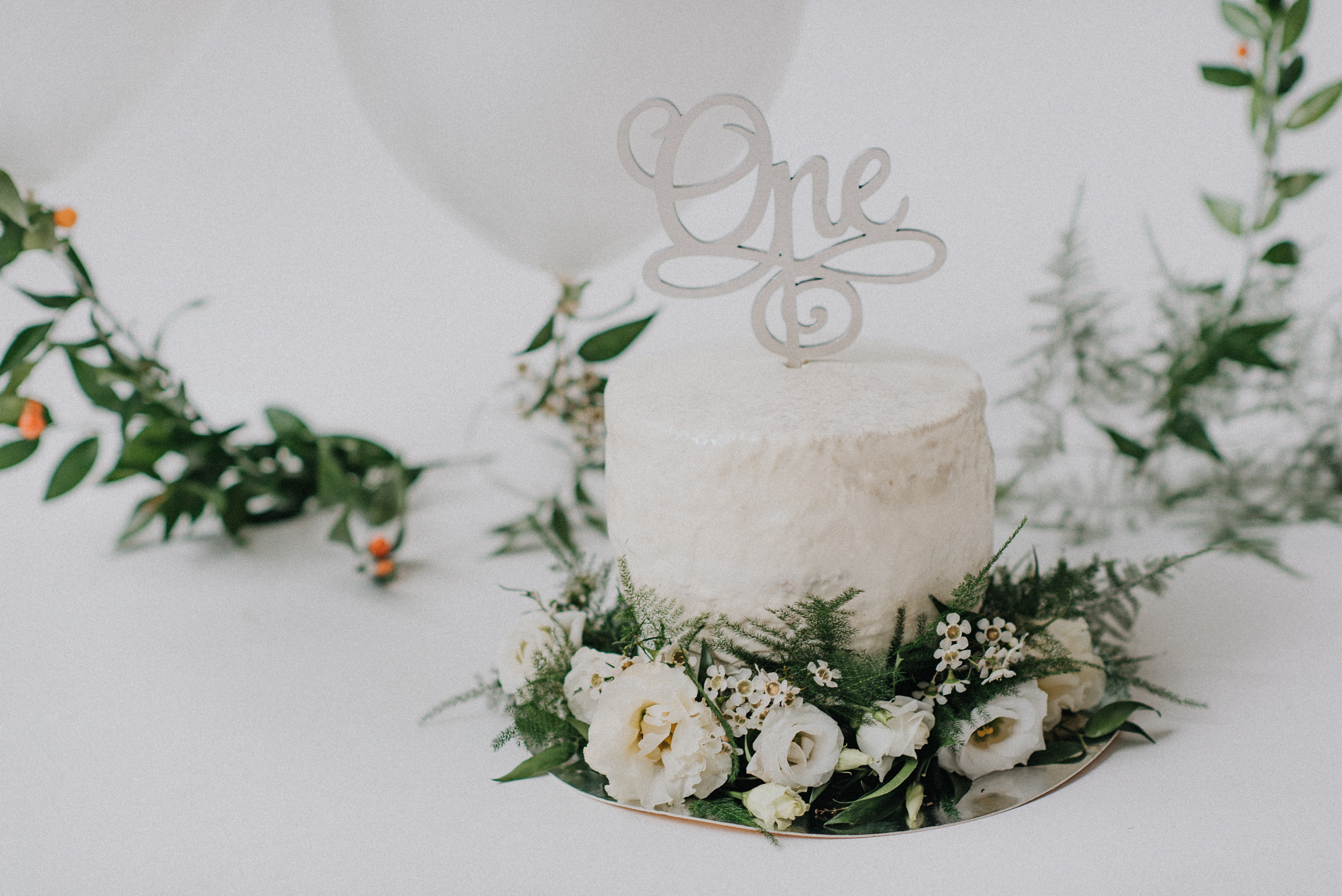 Перший тортик Дарини. Портретний та контент фотограф Київ