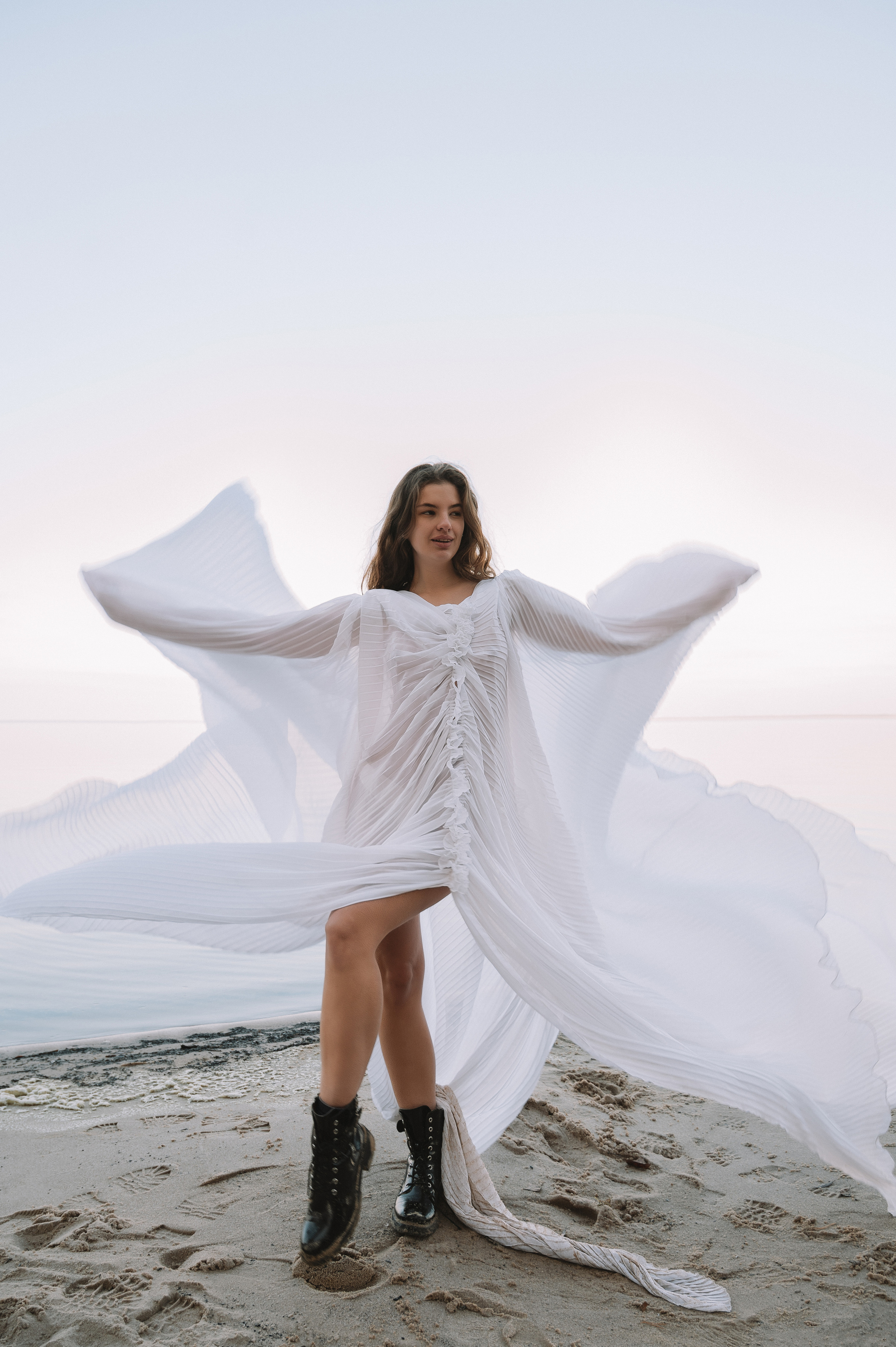 Зйомка дизайнерських суконь. Портретний та контент фотограф Київ