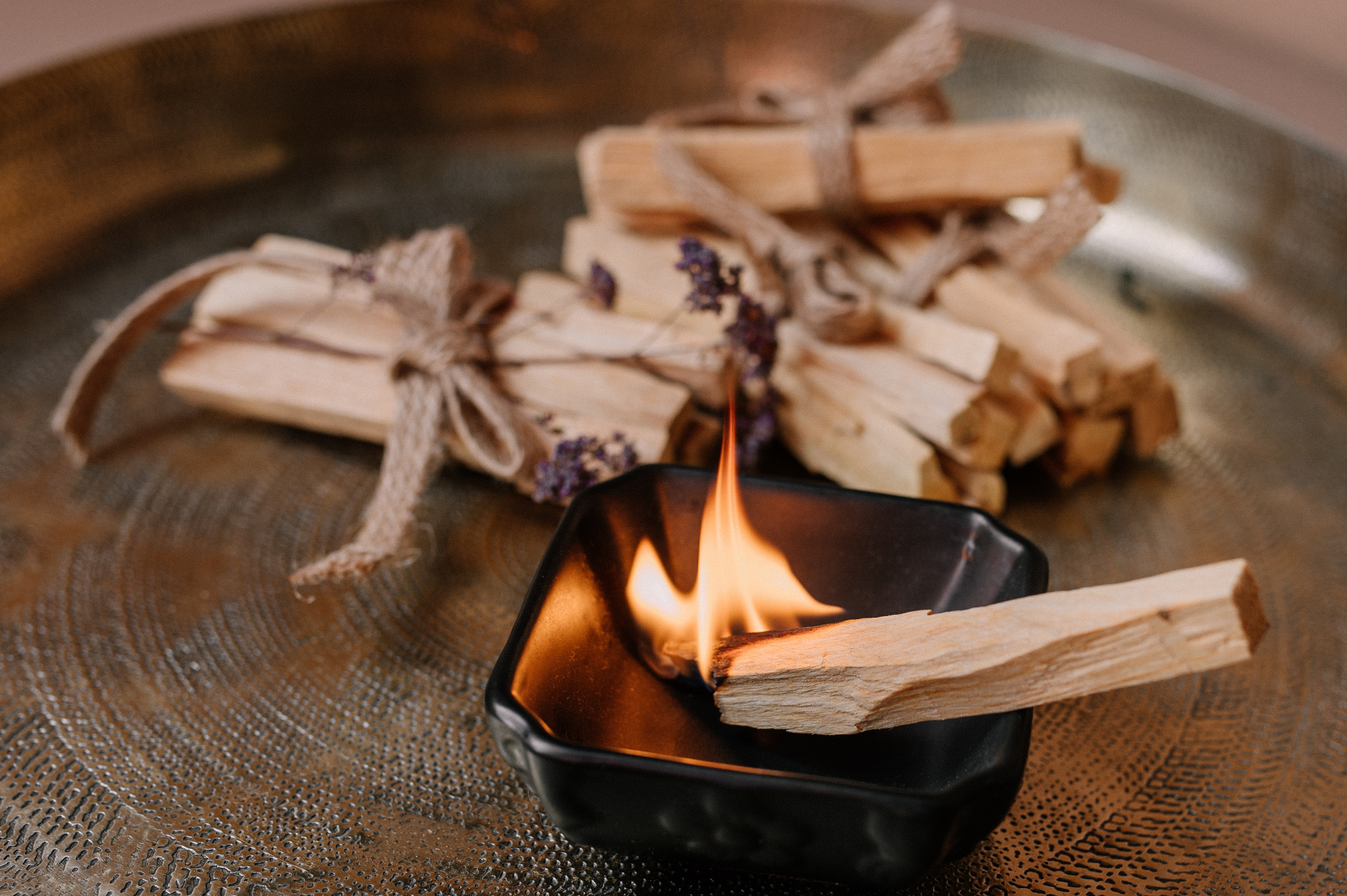 Предметна зйомка продукції для для очищения простору тілаі душі:). Портретний та контент фотограф Київ