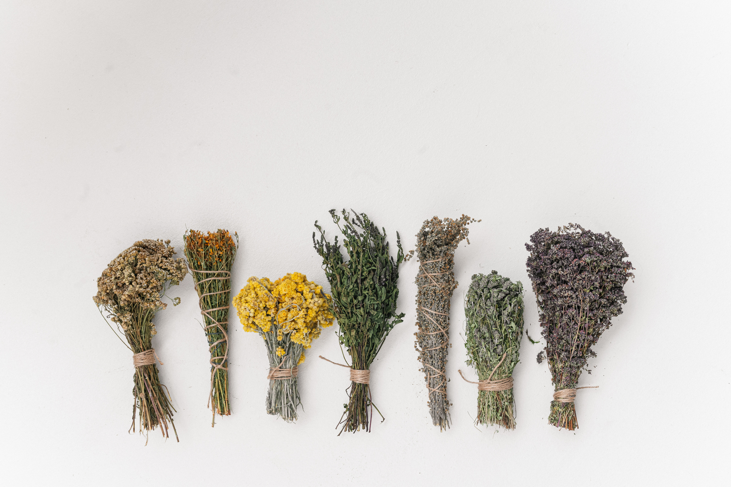 Предметна зйомка продукції для для очищения простору тілаі душі:). Портретний та контент фотограф Київ