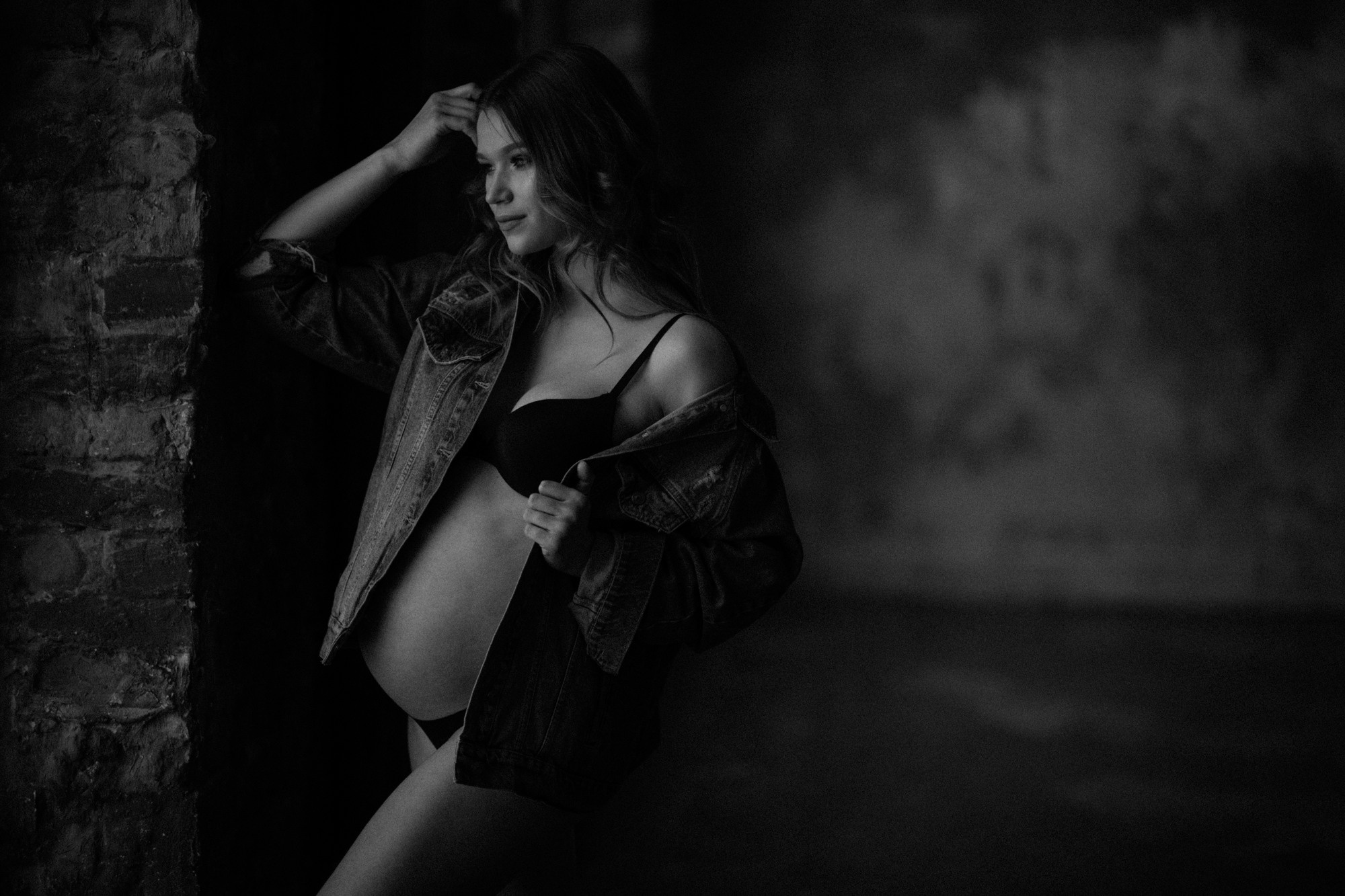 B&W pregnancy. Портретний та контент фотограф Київ